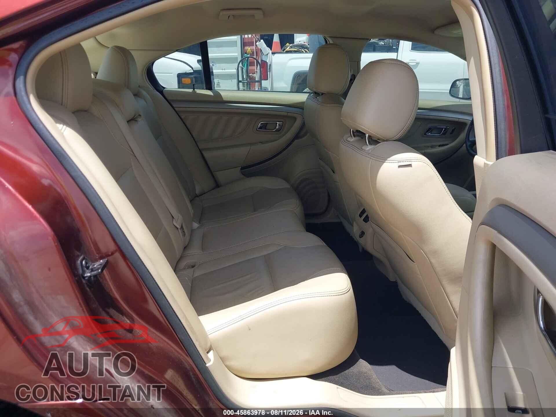 FORD TAURUS 2015 - 1FAHP2E83FG114041