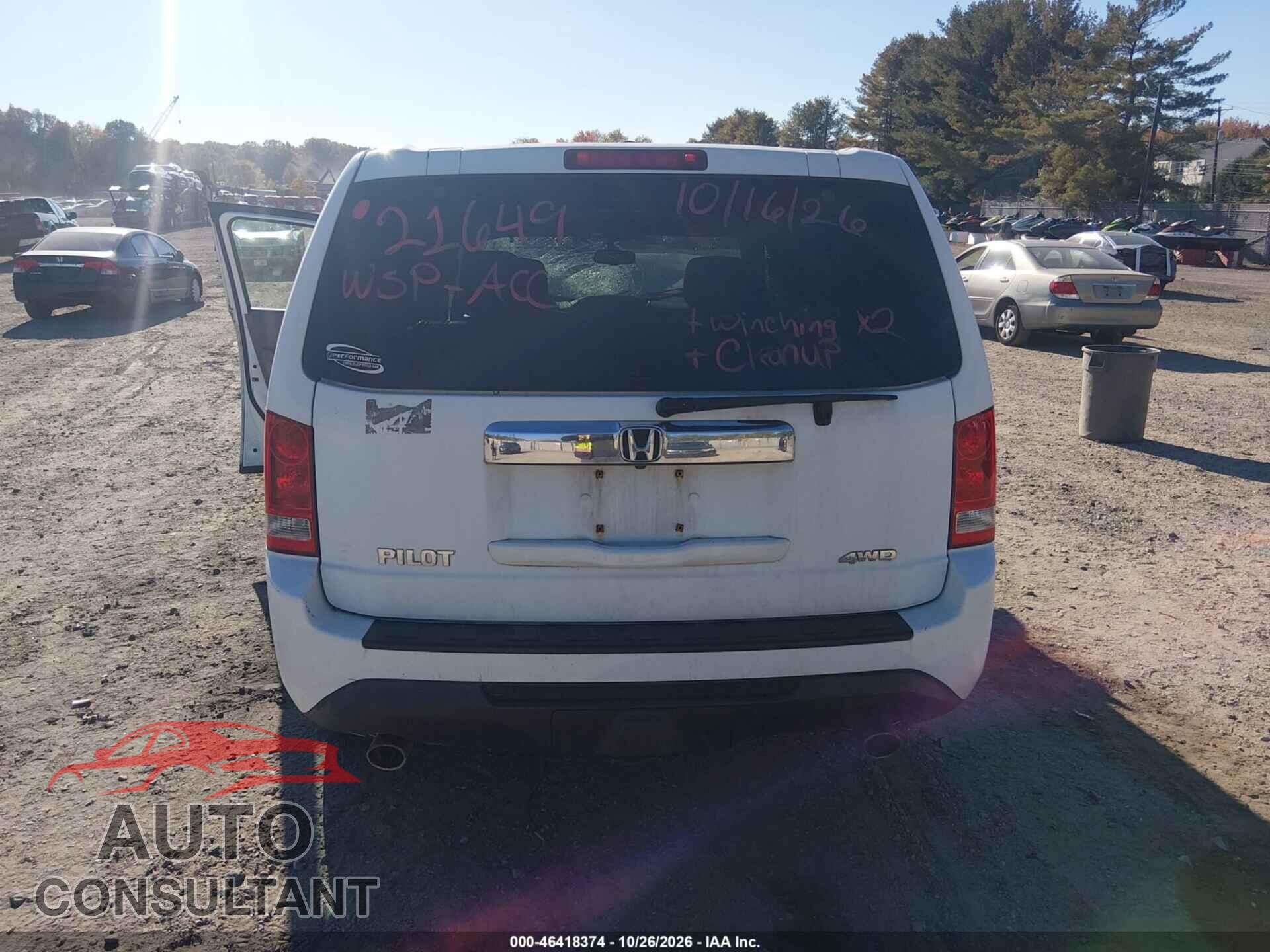HONDA PILOT 2015 - 5FNYF4H50FB073209