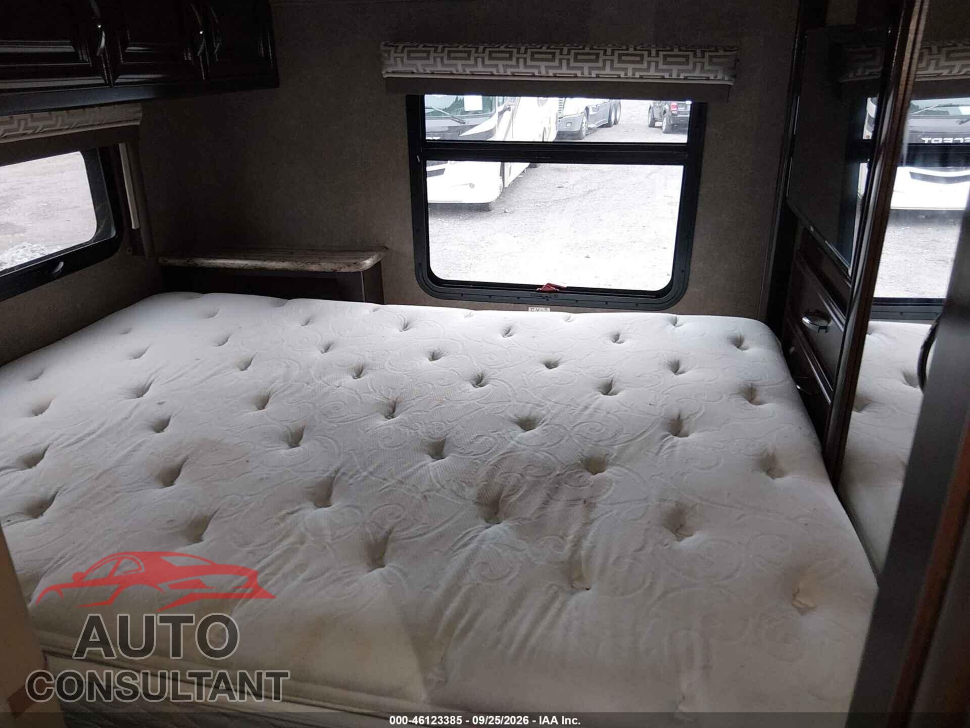 FORD E-450 CUTAWAY 2017 - 1FDXE4FS5HDC34845