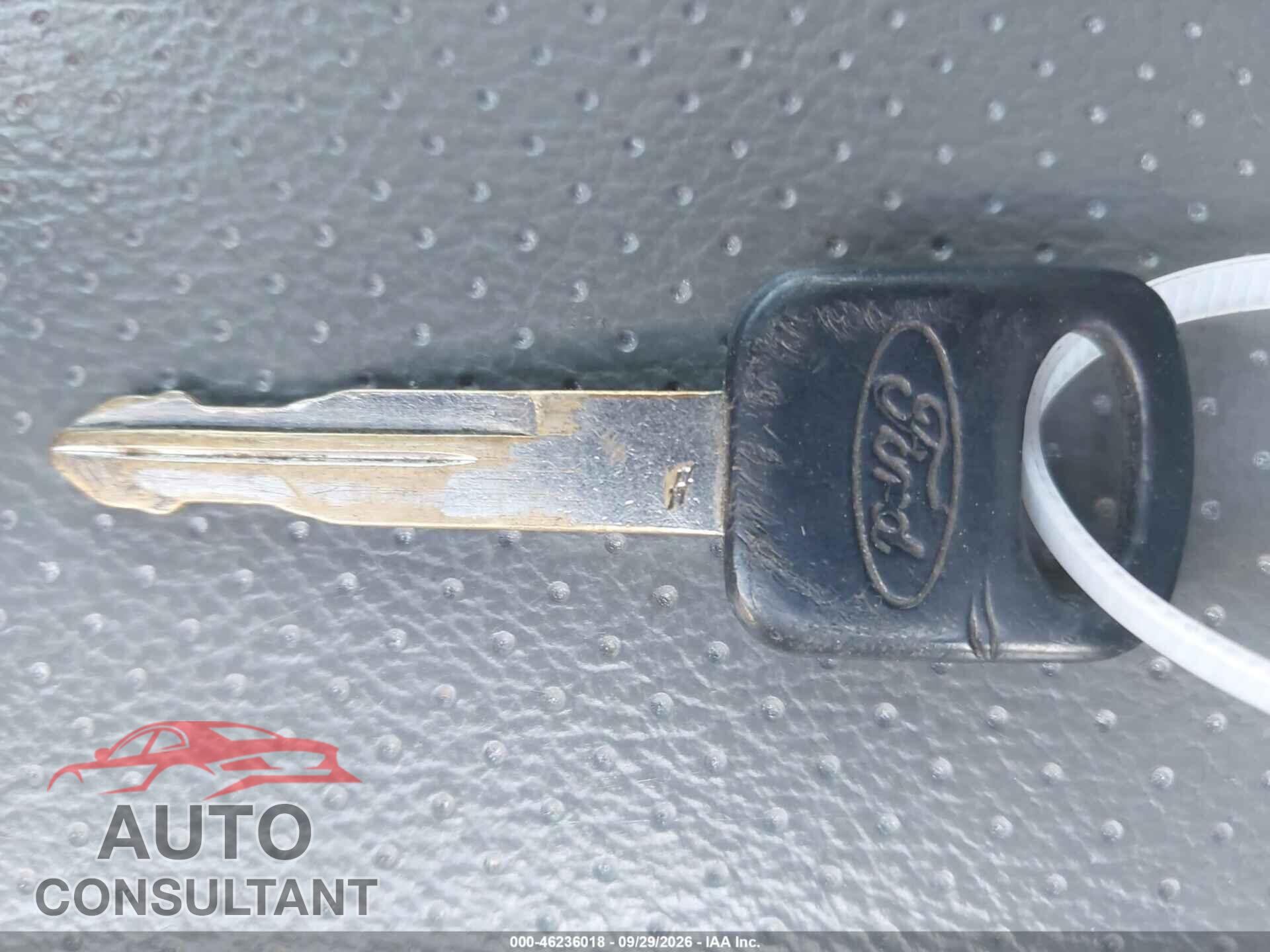 FORD E-250 2010 - 1FTNE2EL6ADA19717
