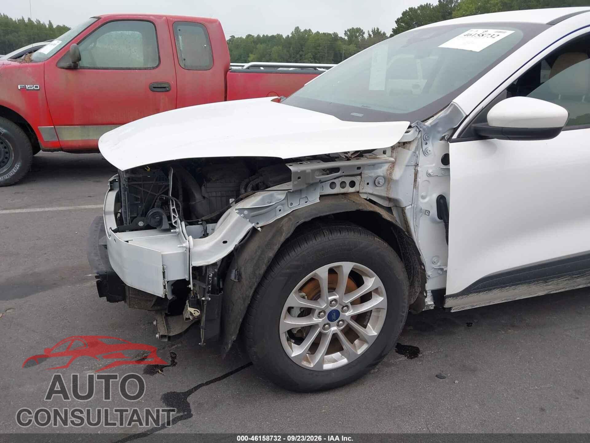 FORD ESCAPE 2020 - 1FMCU0G61LUA21735