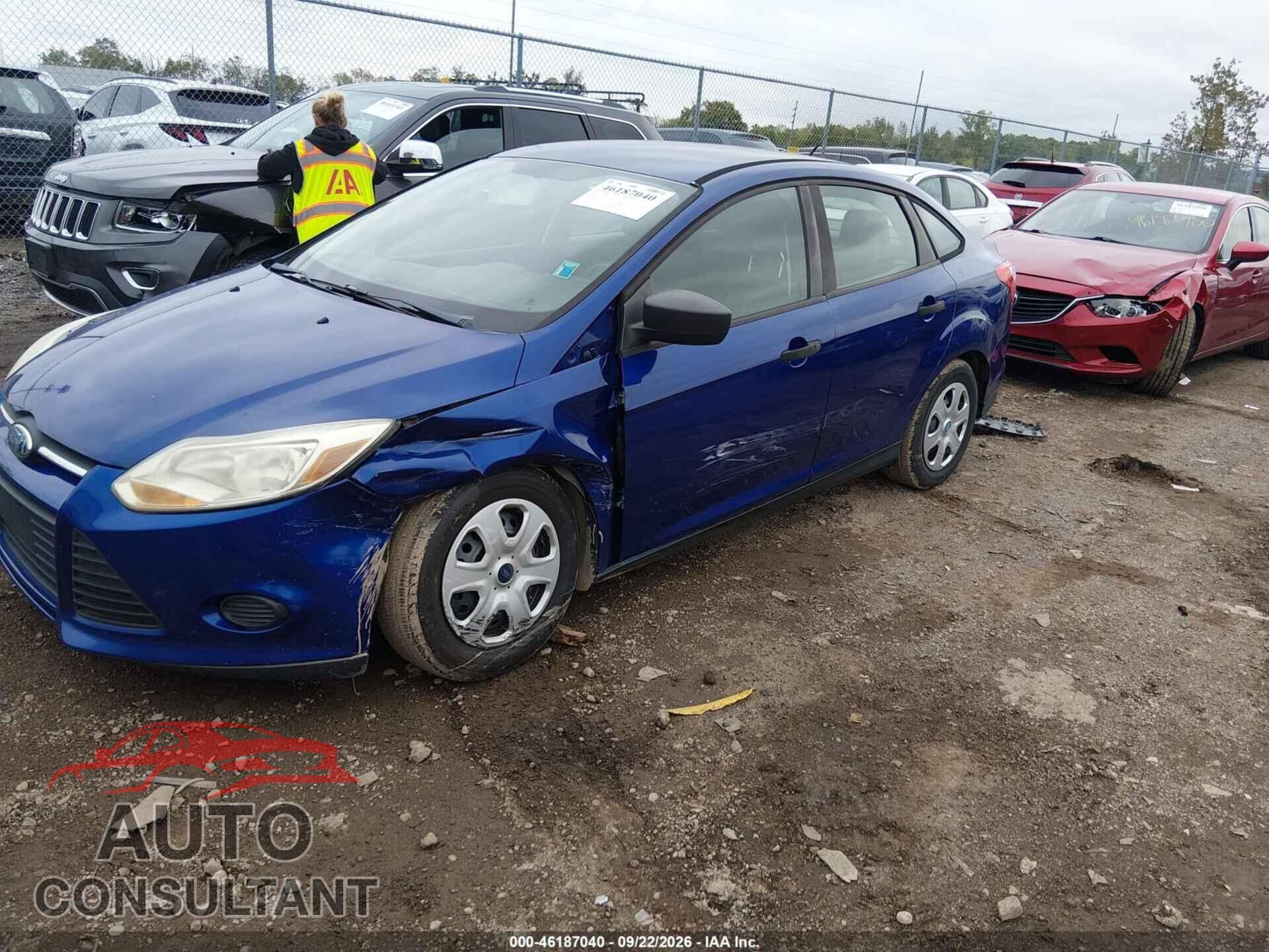 FORD FOCUS 2012 - 1FAHP3E2XCL220944