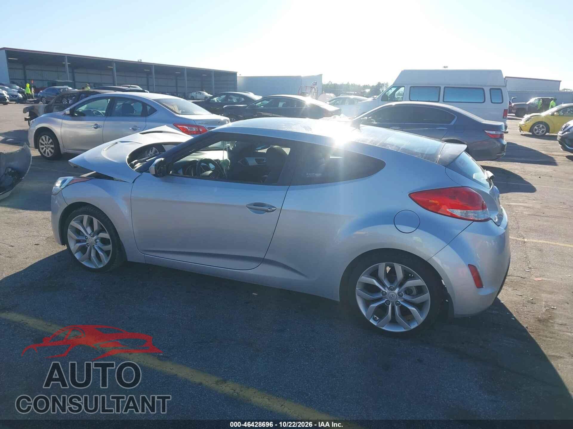 HYUNDAI VELOSTER 2013 - KMHTC6AD8DU137531