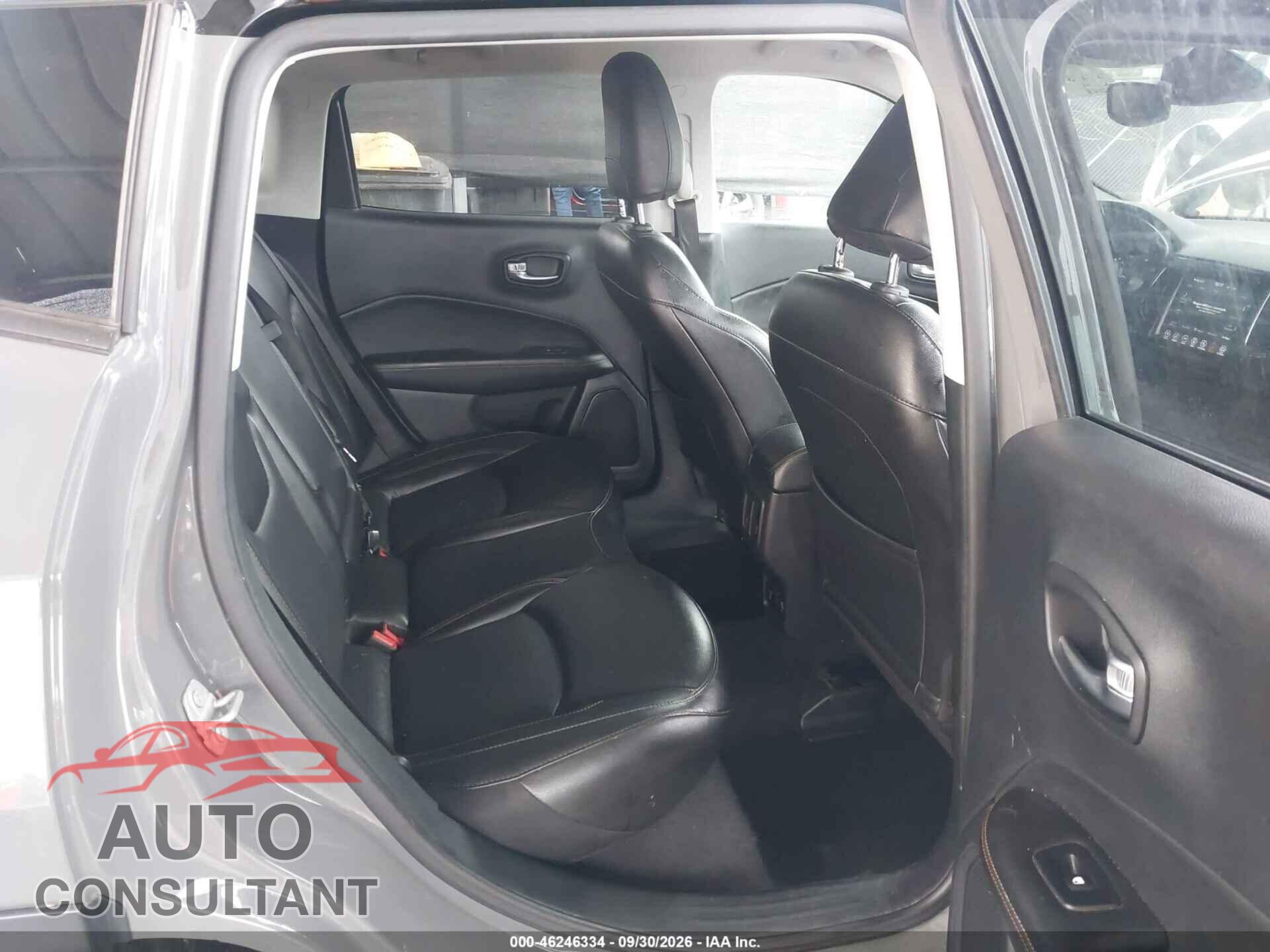 JEEP COMPASS 2020 - 3C4NJCCB0LT194036