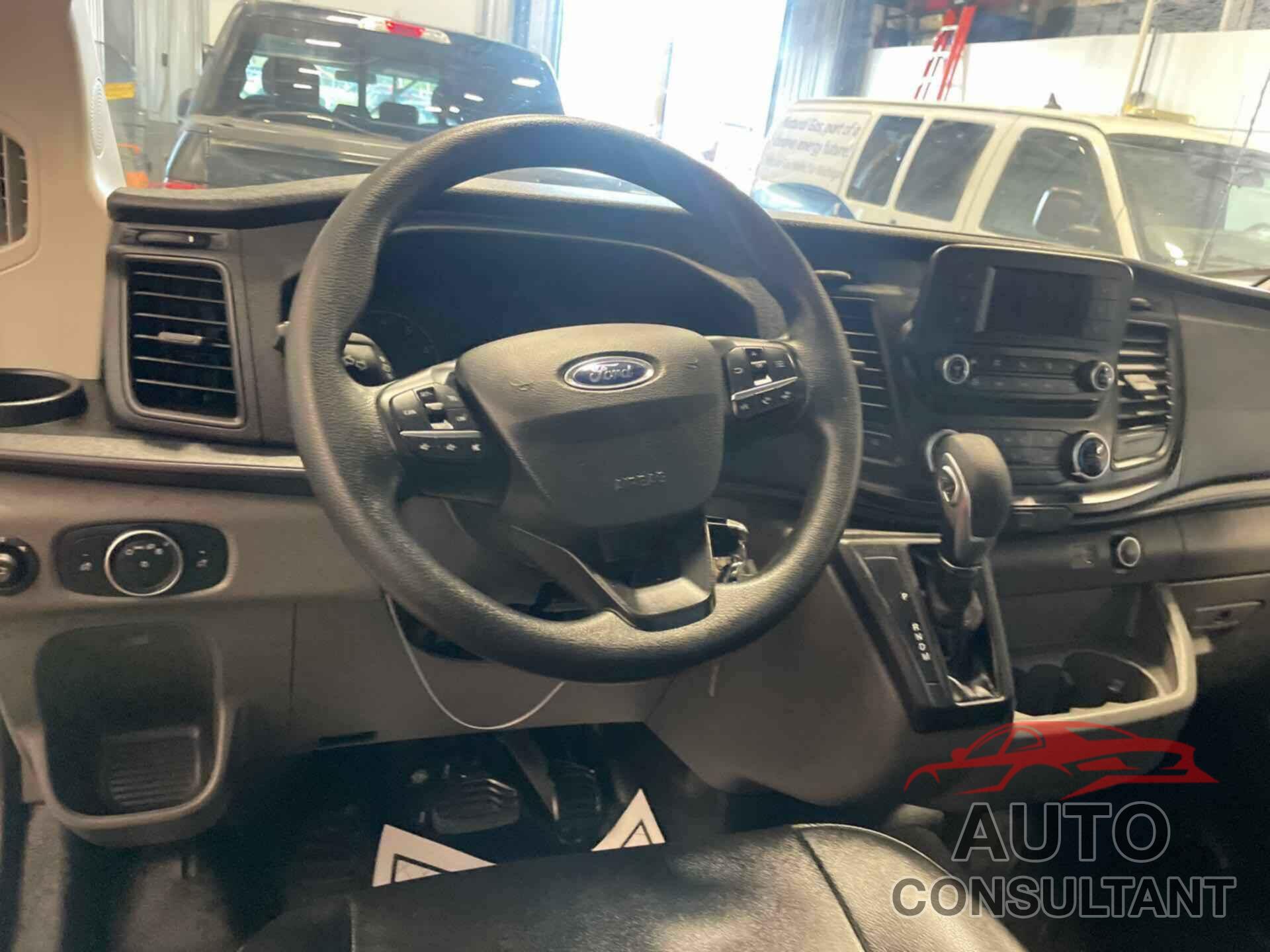 FORD TRANSIT-150 2020 - 1FTYE2Y86LKA70718