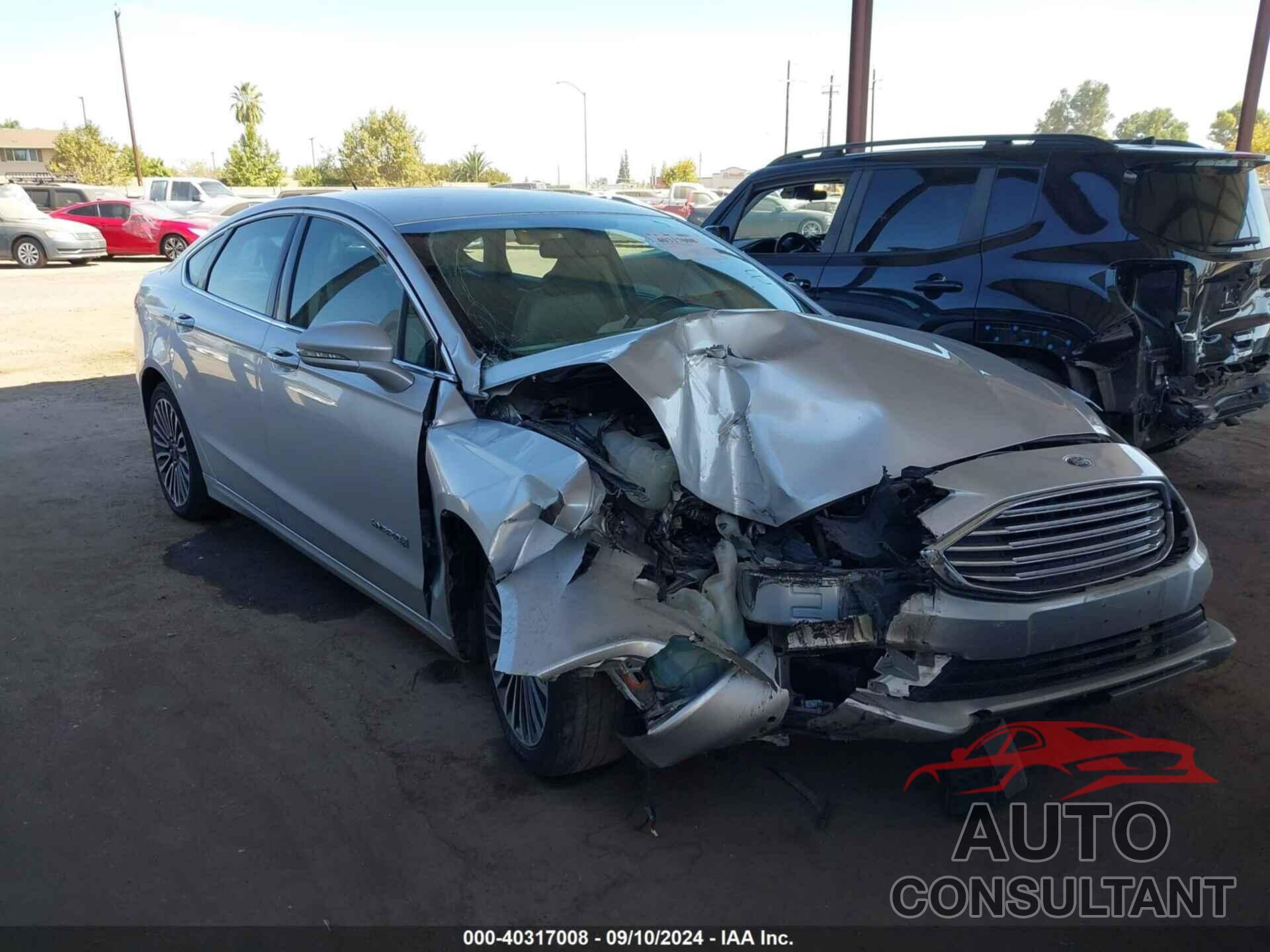 FORD FUSION HYBRID 2018 - 3FA6P0LU6JR120039