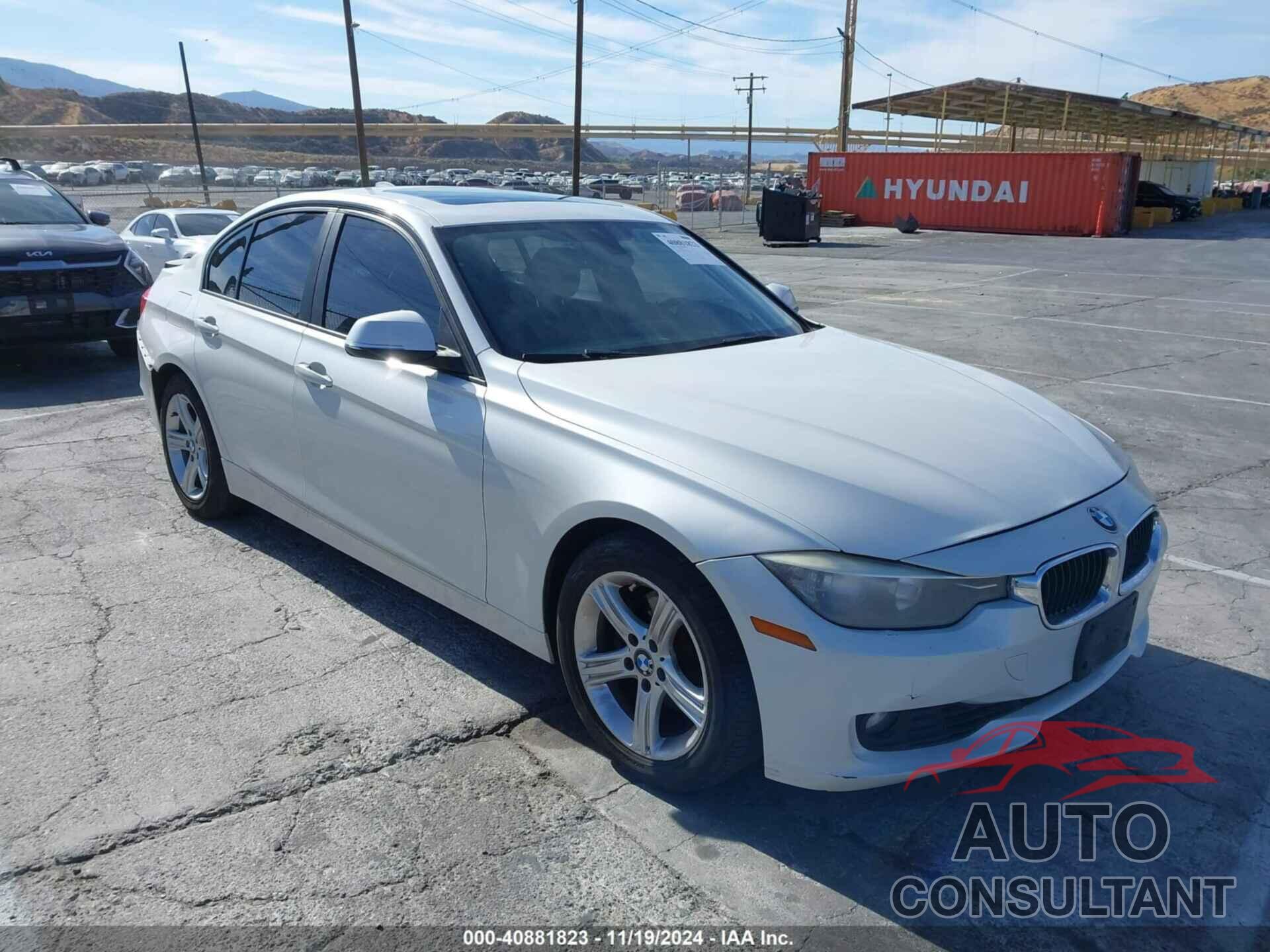 BMW 328I 2013 - WBA3C1C56DF437986