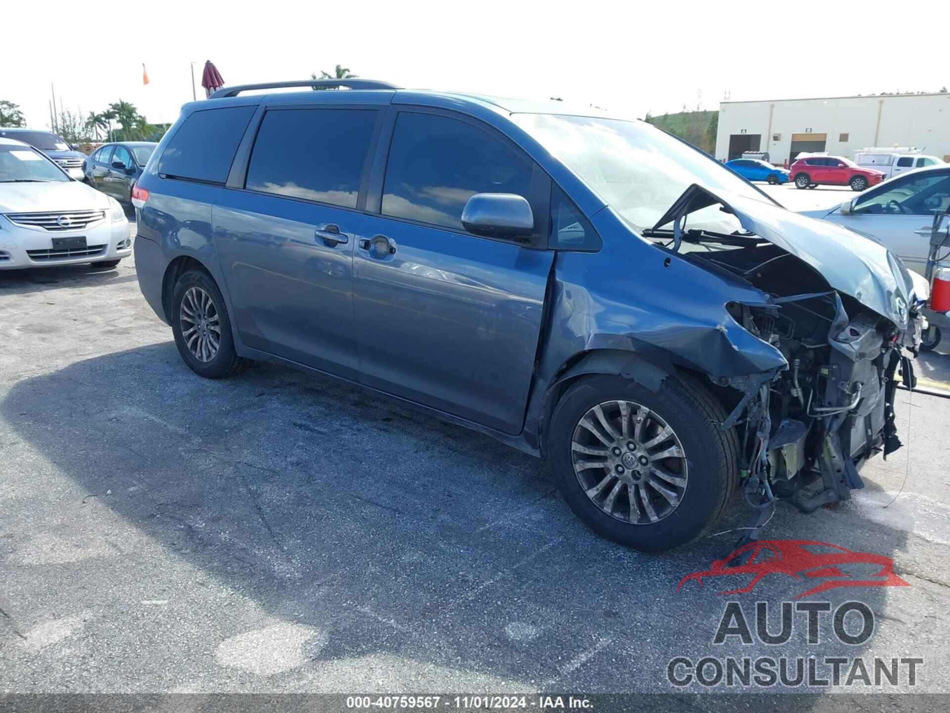 TOYOTA SIENNA 2014 - 5TDYK3DC2ES447016