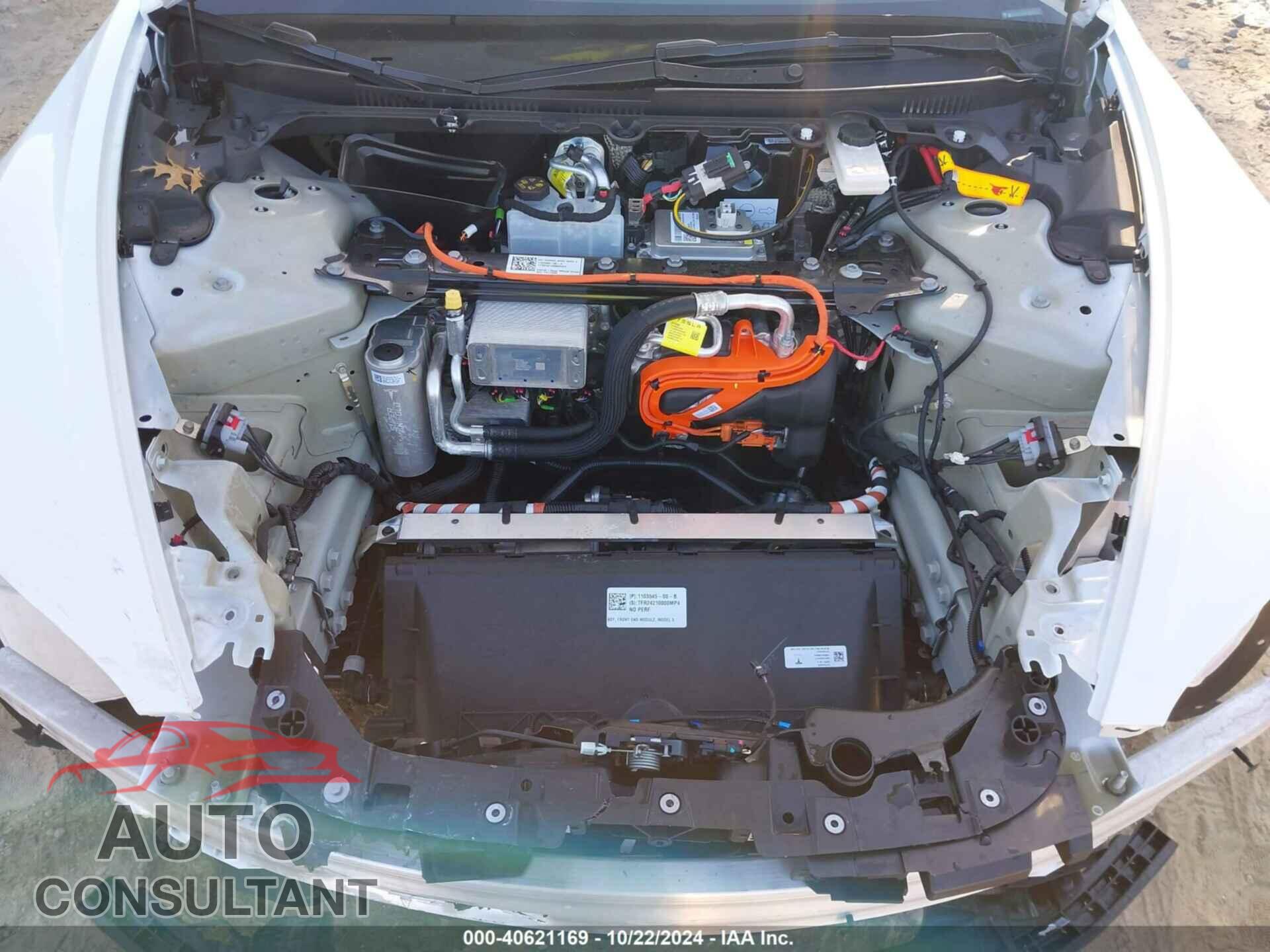 TESLA MODEL 3 2024 - 5YJ3E1EA7RF824775