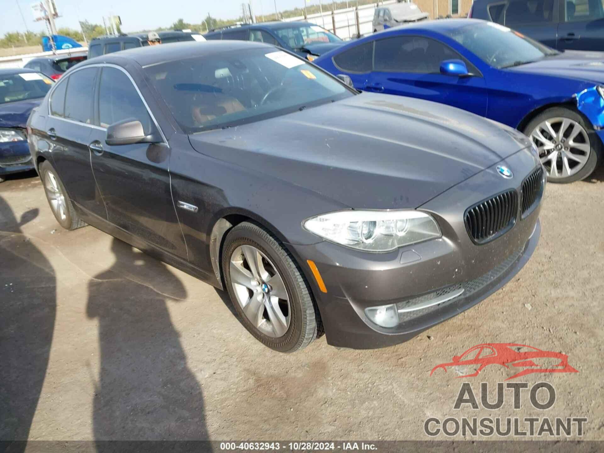 BMW 528I 2011 - WBAFR1C59BDS35826