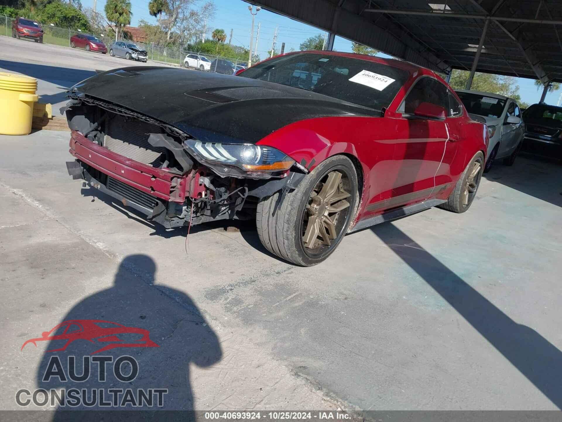 FORD MUSTANG 2018 - 1FA6P8TH7J5126047