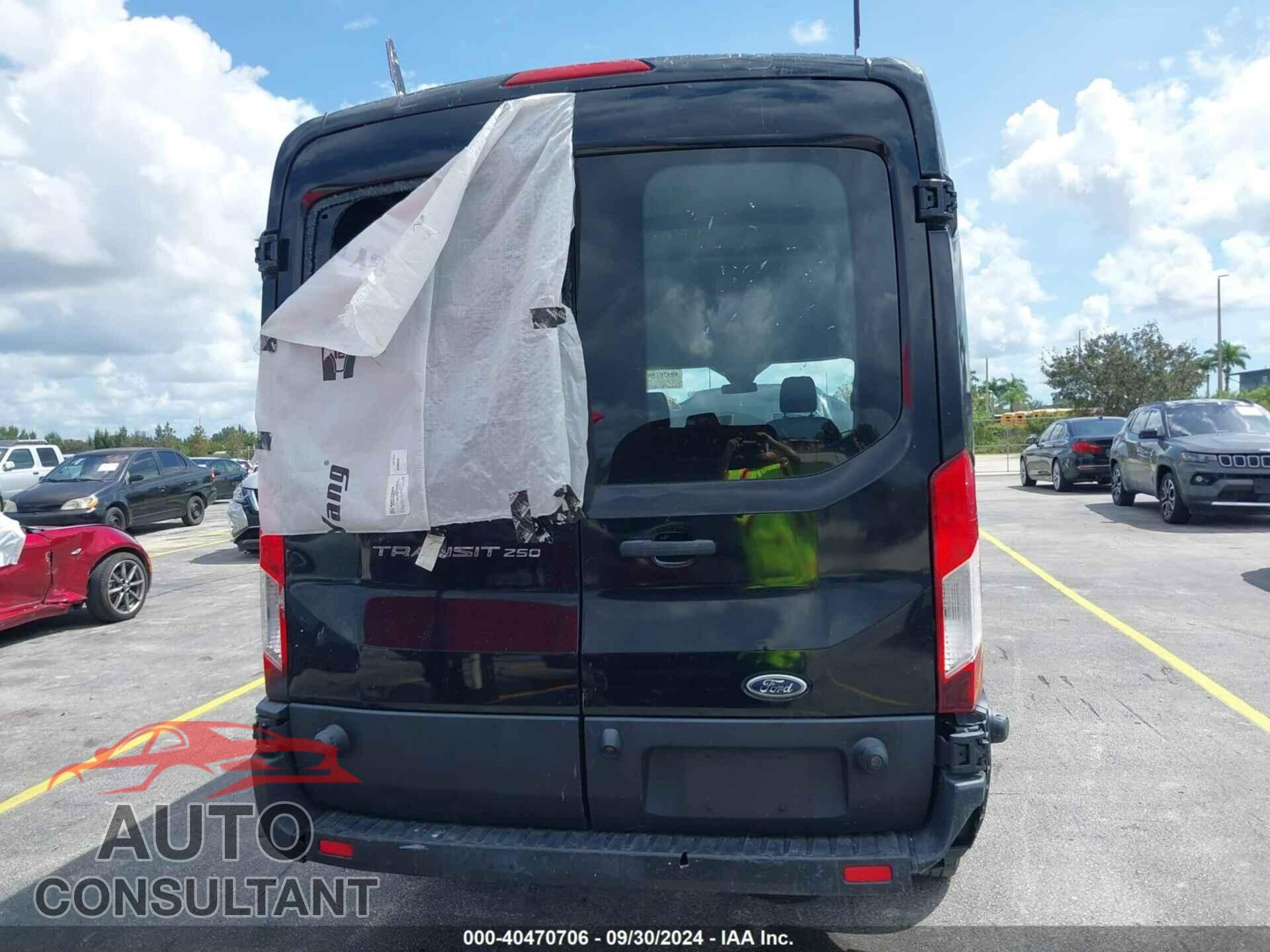FORD TRANSIT 2016 - 1FTYR2CM4GKA20687