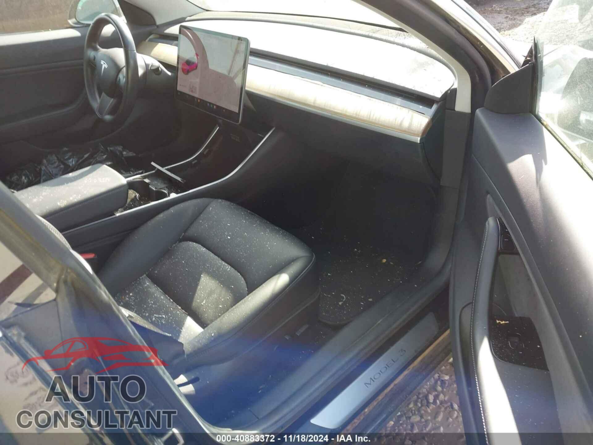 TESLA MODEL 3 2018 - 5YJ3E1EA7JF018777