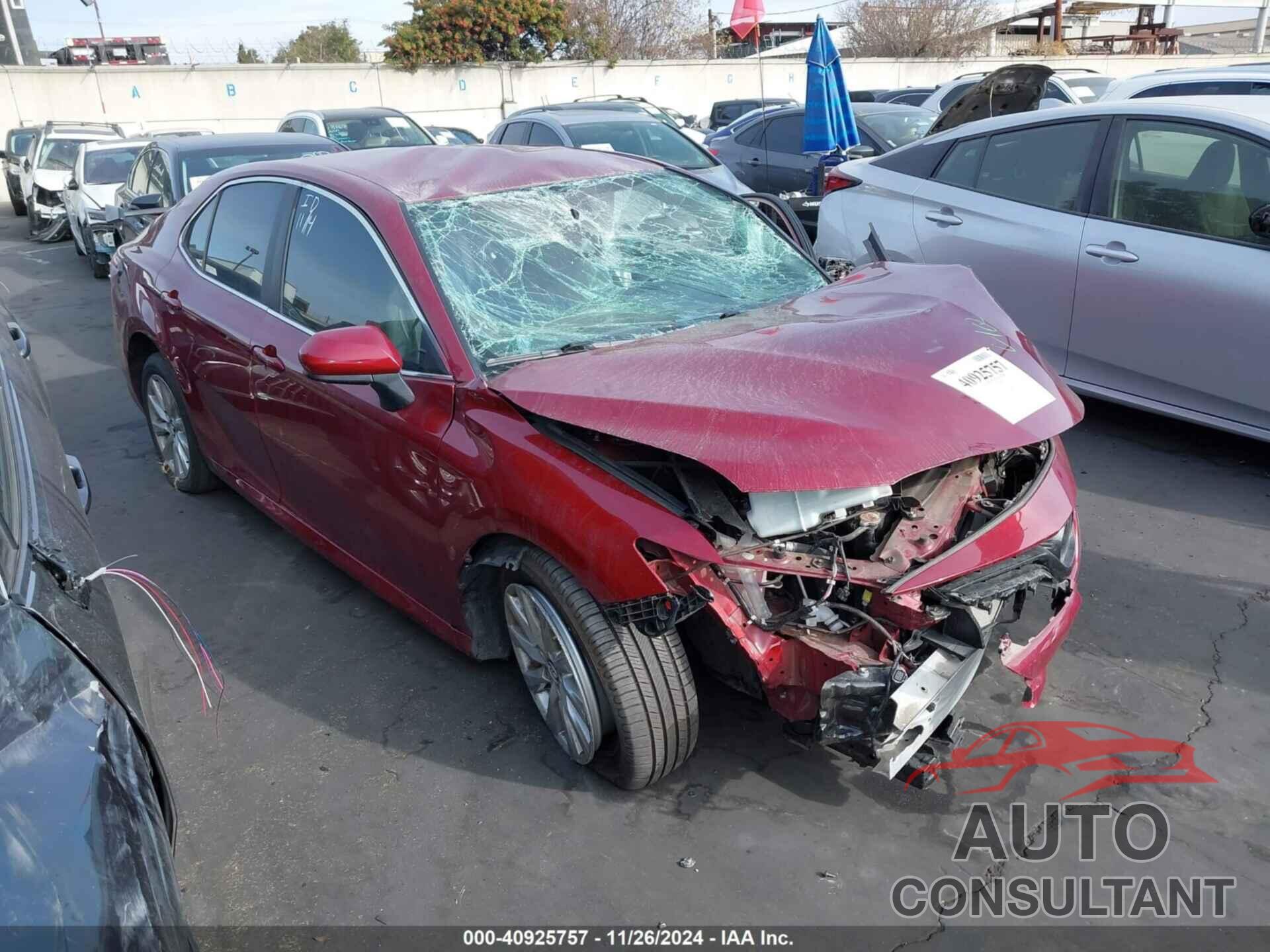 TOYOTA CAMRY 2019 - 4T1B11HK7KU810881