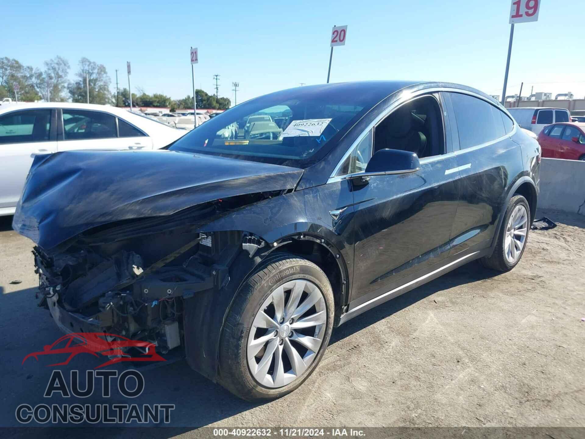 TESLA MODEL X 2019 - 5YJXCAE29KF186356