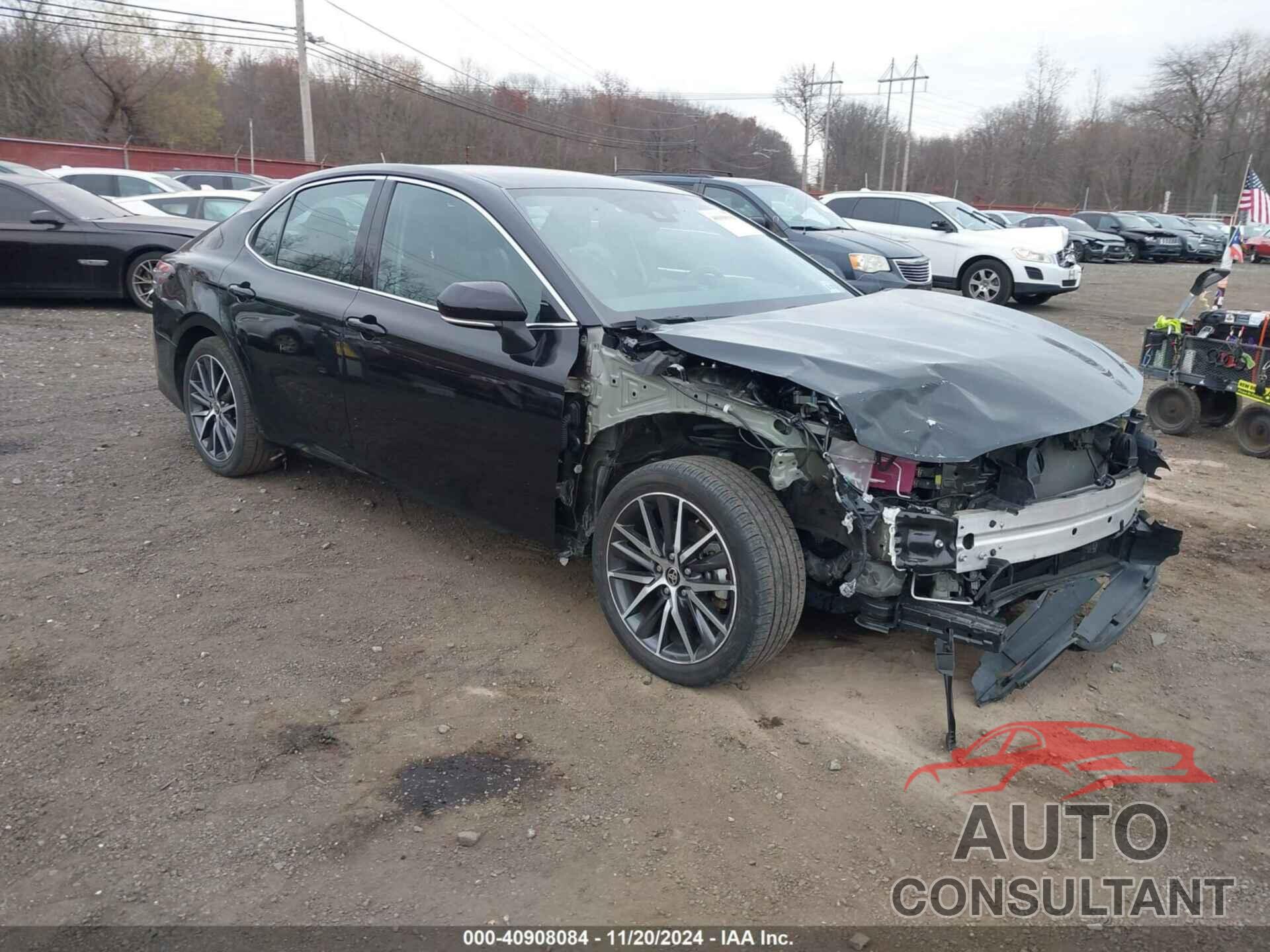 TOYOTA CAMRY 2021 - 4T1F31AK1MU025751