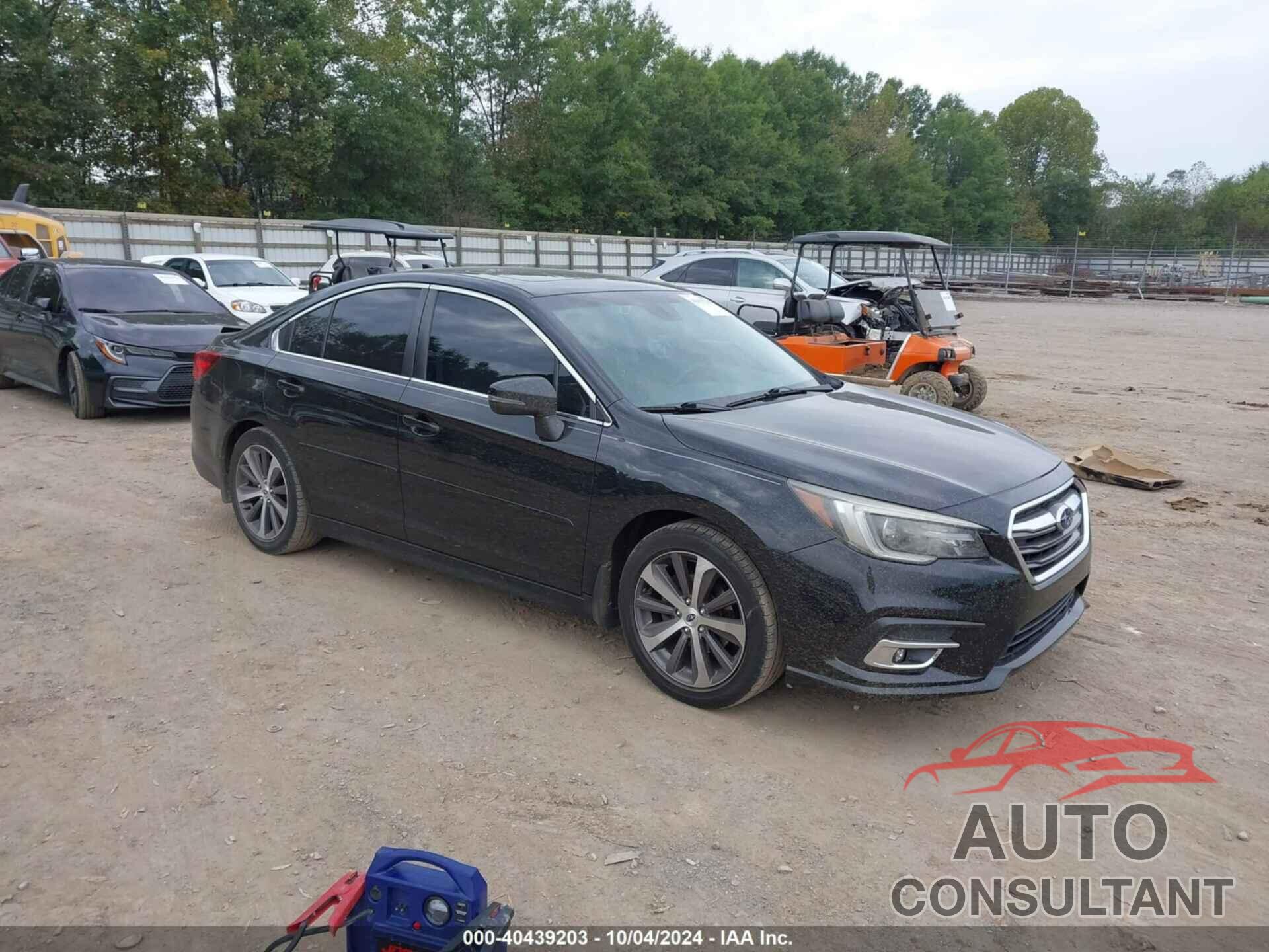 SUBARU LEGACY 2018 - 4S3BNAN65J3009287