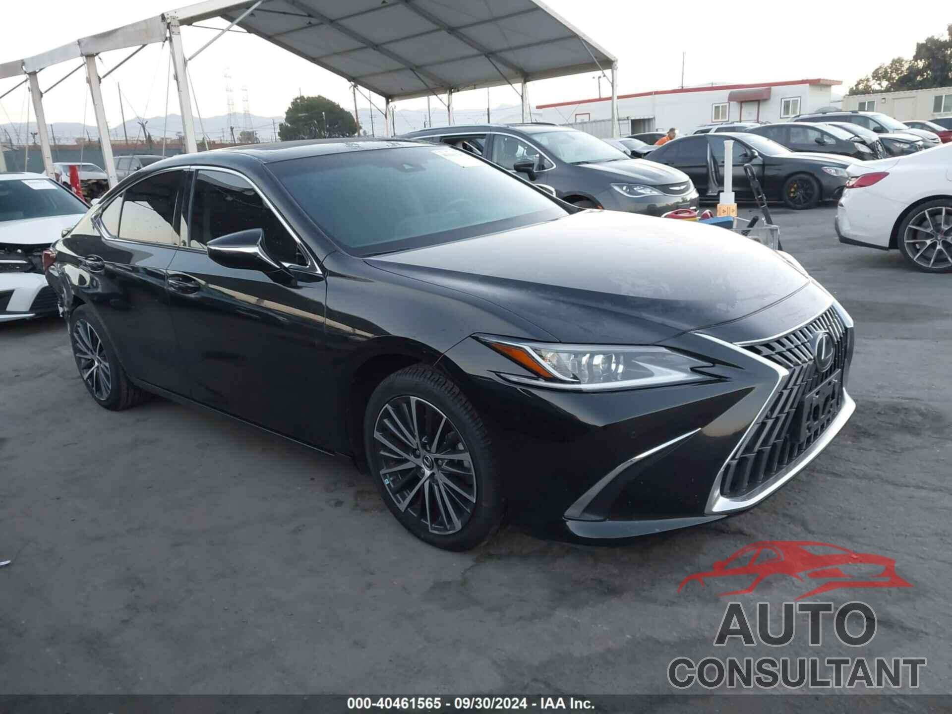 LEXUS ES 300H 2023 - 58ADA1C16PU035416