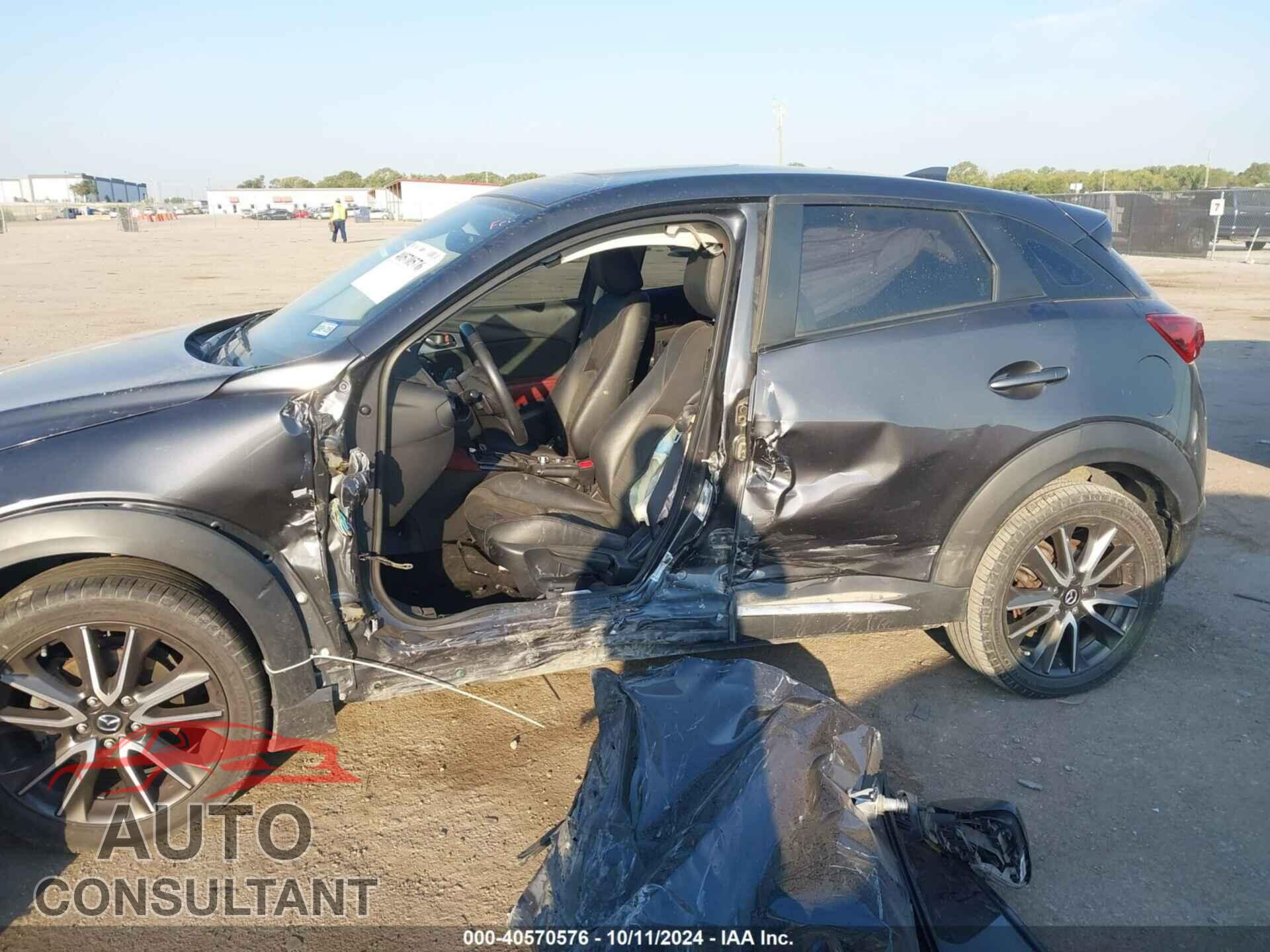 MAZDA CX-3 2017 - JM1DKFD76H0175113