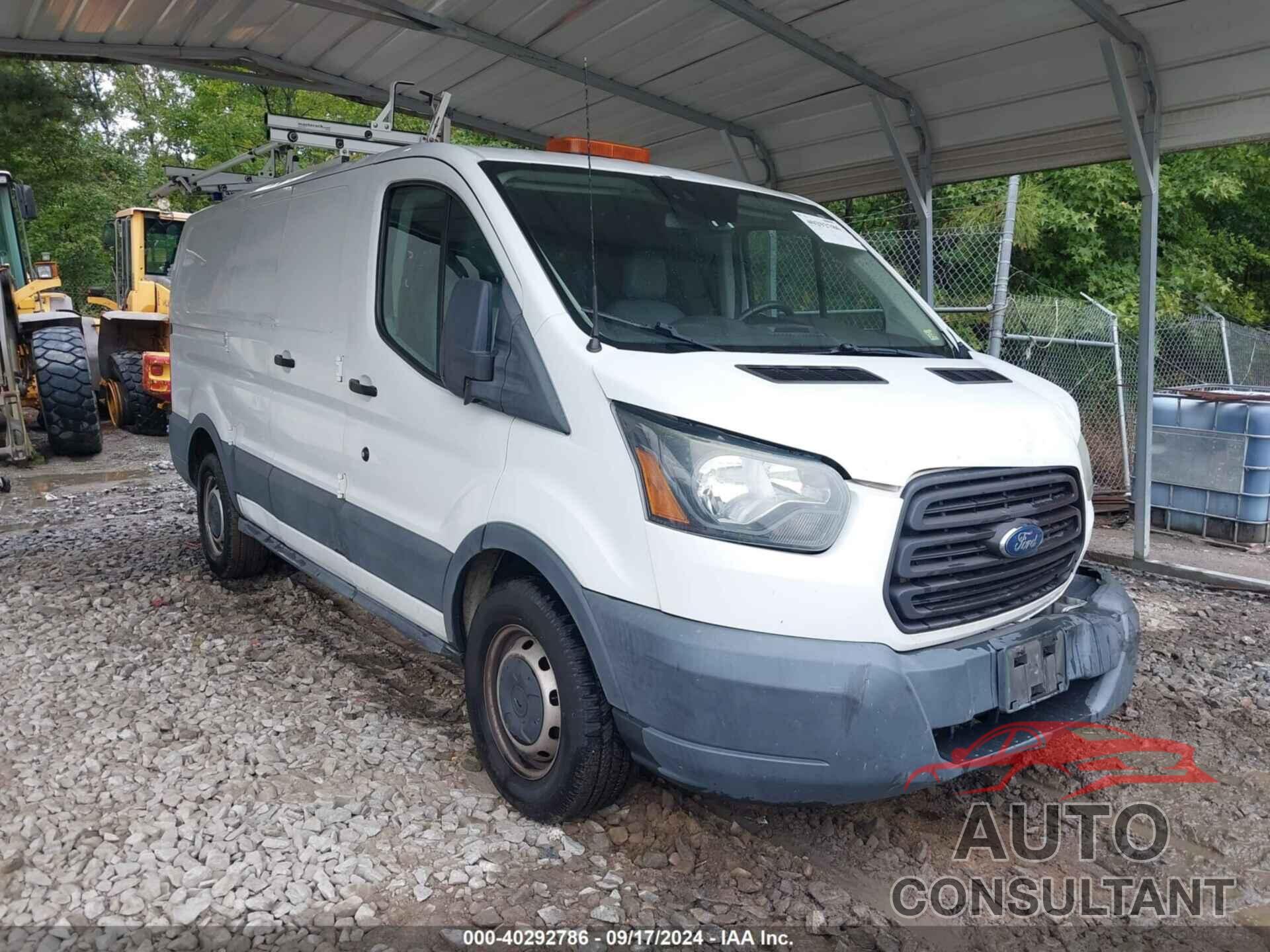 FORD TRANSIT-150 2017 - 1FTYE1ZM7HKA46733