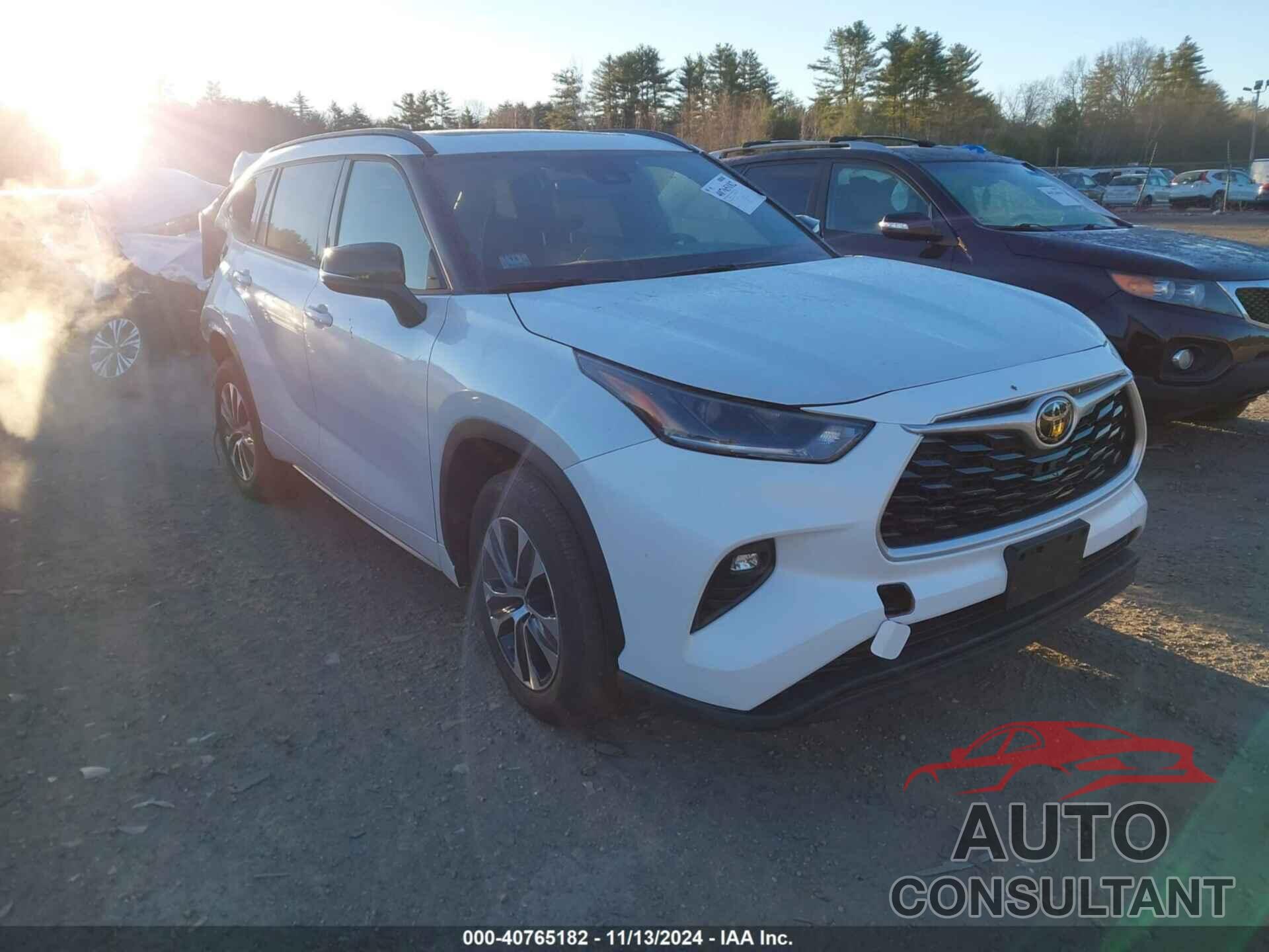 TOYOTA HIGHLANDER 2023 - 5TDKDRBH2PS527274