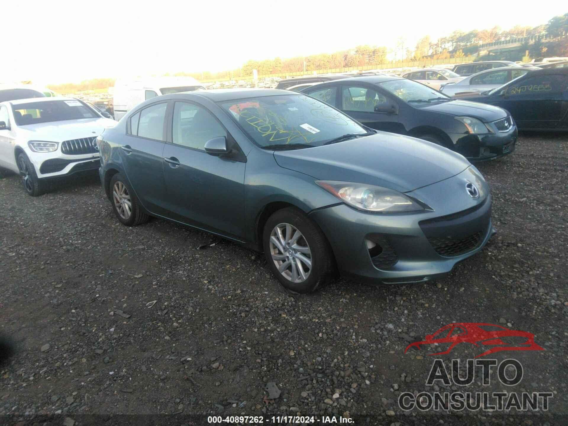 MAZDA MAZDA3 2012 - JM1BL1W88C1607605