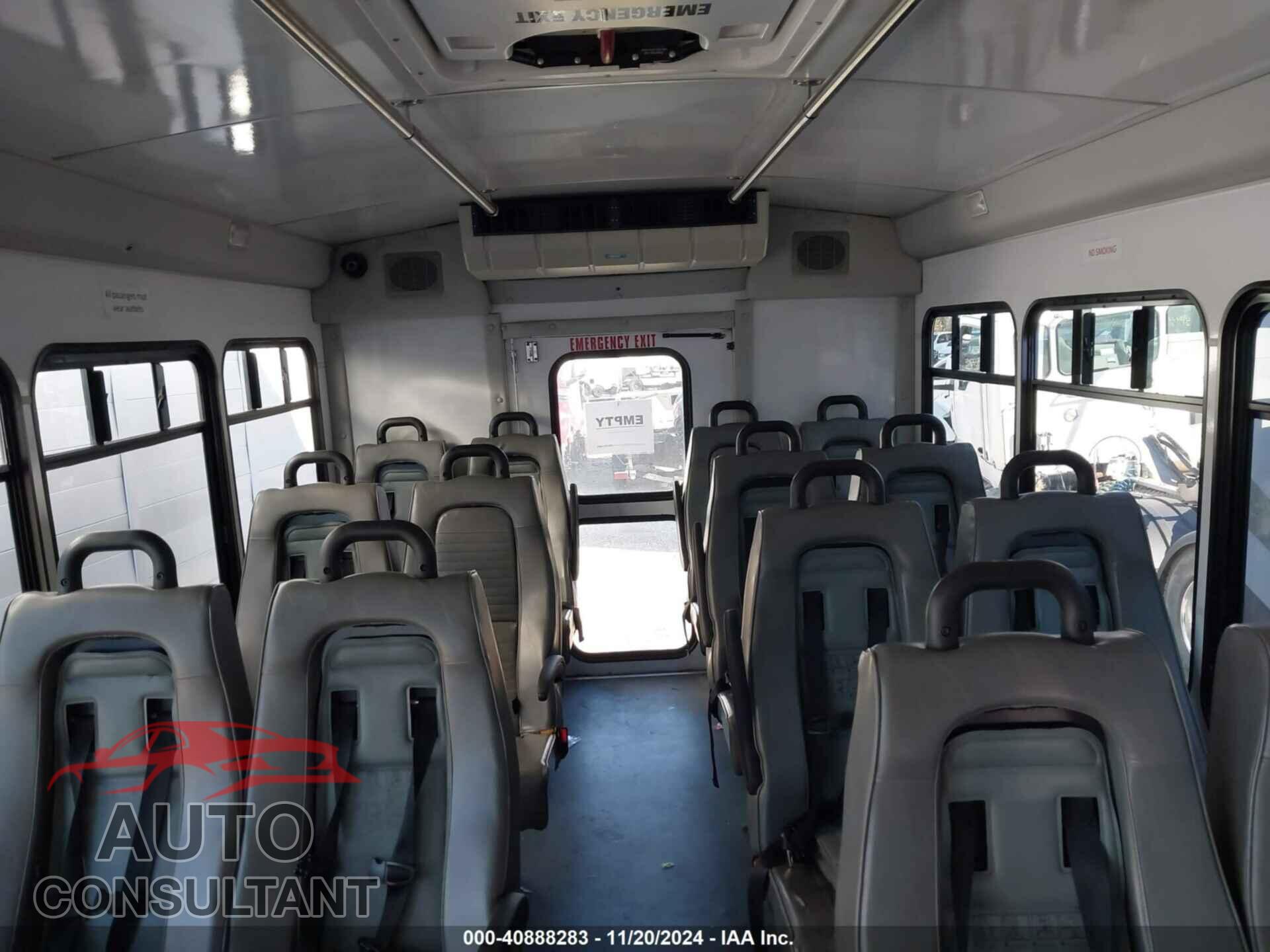 FORD E-450 CUTAWAY 2013 - 1FDFE4FS8DDB00241