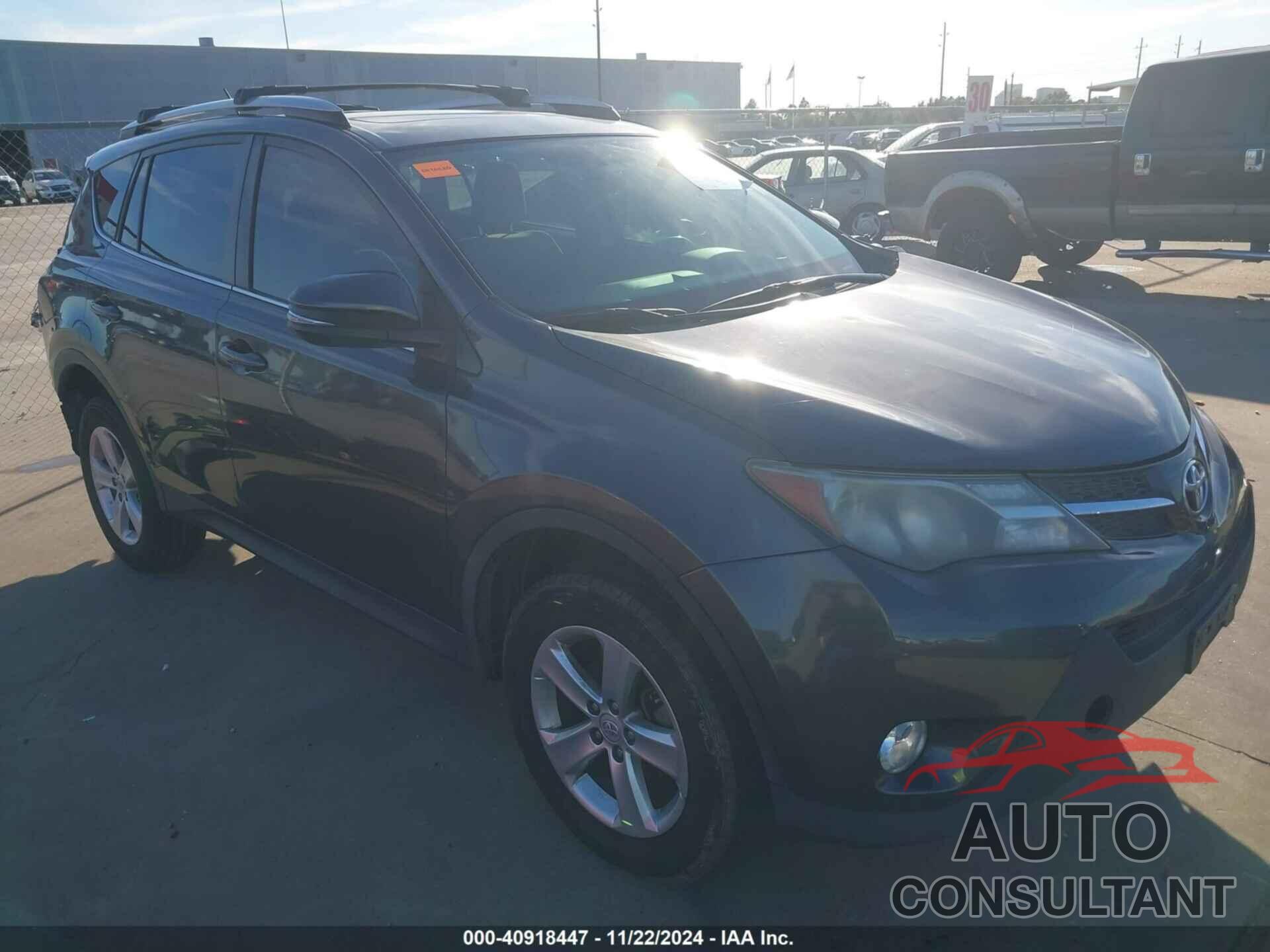 TOYOTA RAV4 2014 - JTMWFREV7EJ007174
