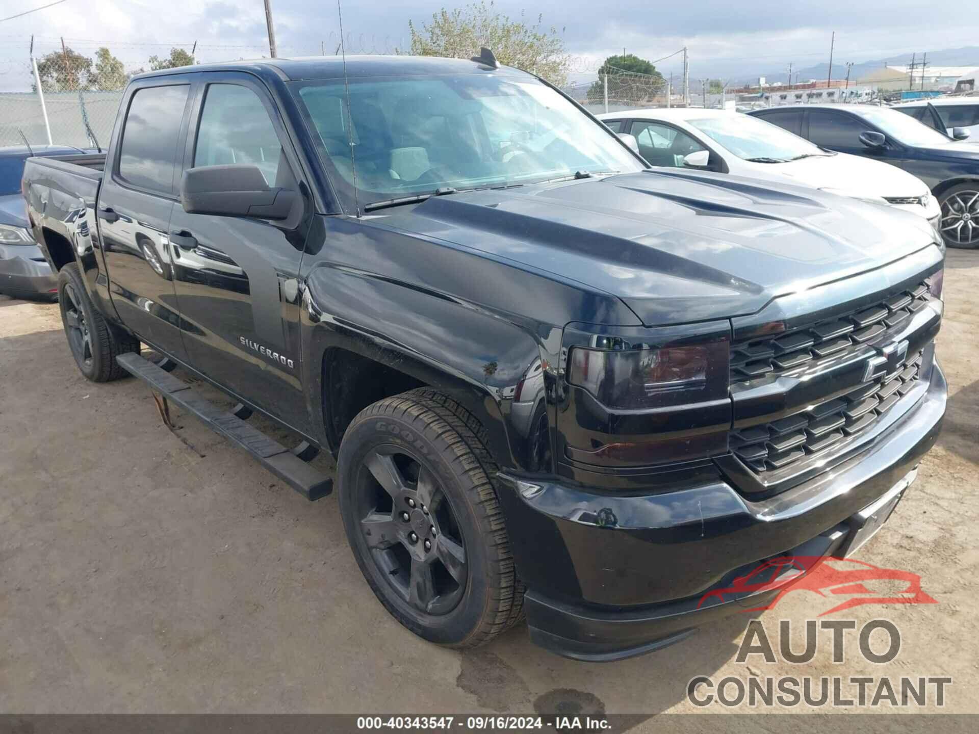 CHEVROLET SILVERADO 1500 2018 - 3GCPCPEC3JG422004