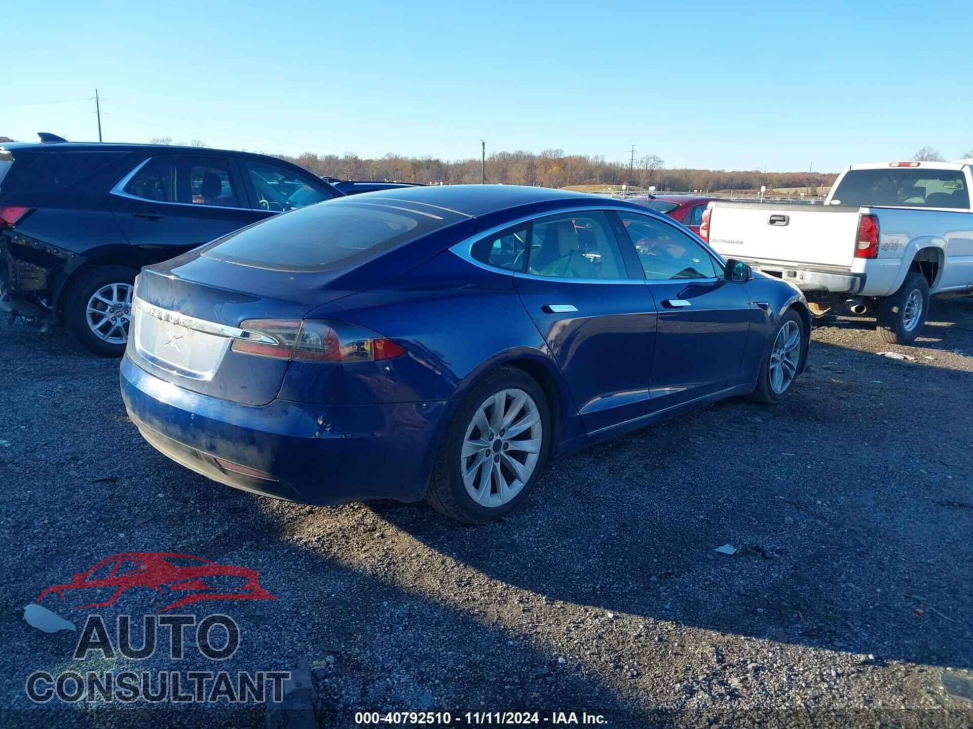 TESLA MODEL S 2017 - 5YJSA1E26HF192396