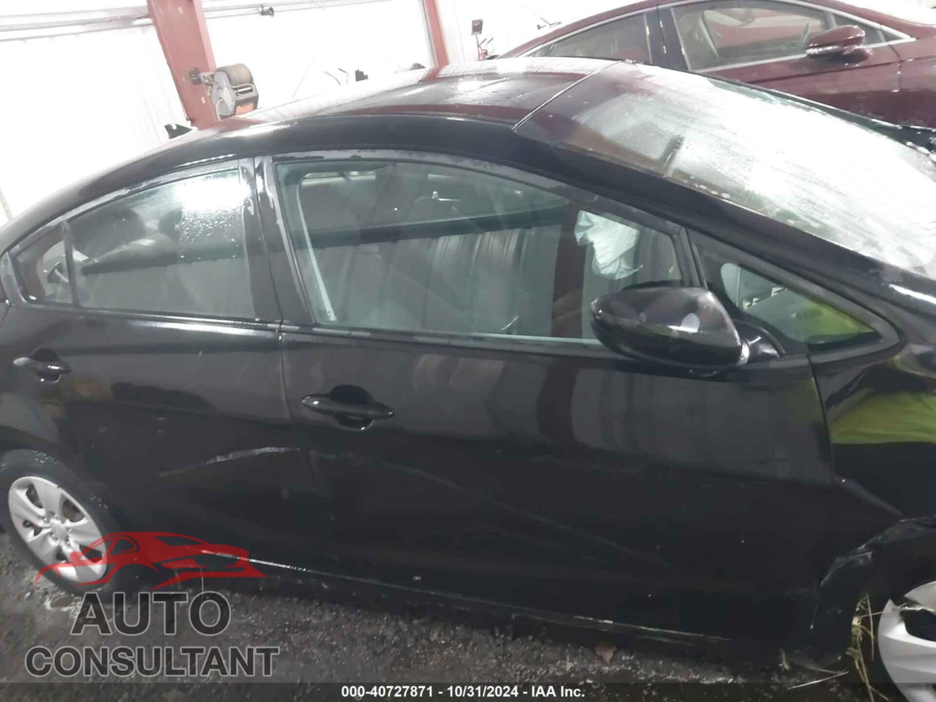KIA FORTE 2017 - 3KPFK4A74HE081966