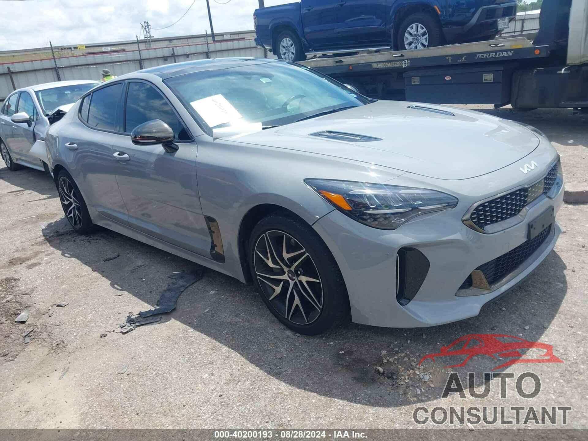 KIA STINGER 2022 - KNAE35LD2N6110381