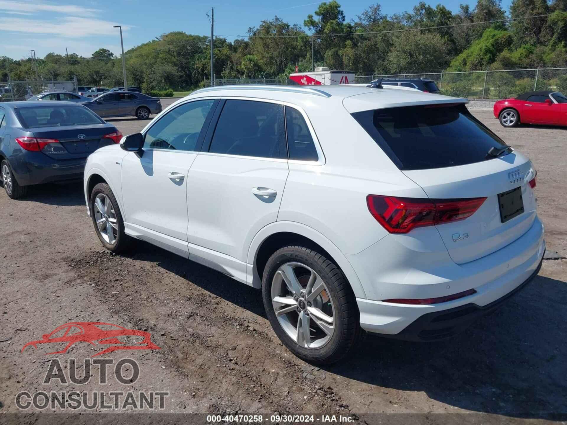 AUDI Q3 2024 - WA1DECF31R1048095