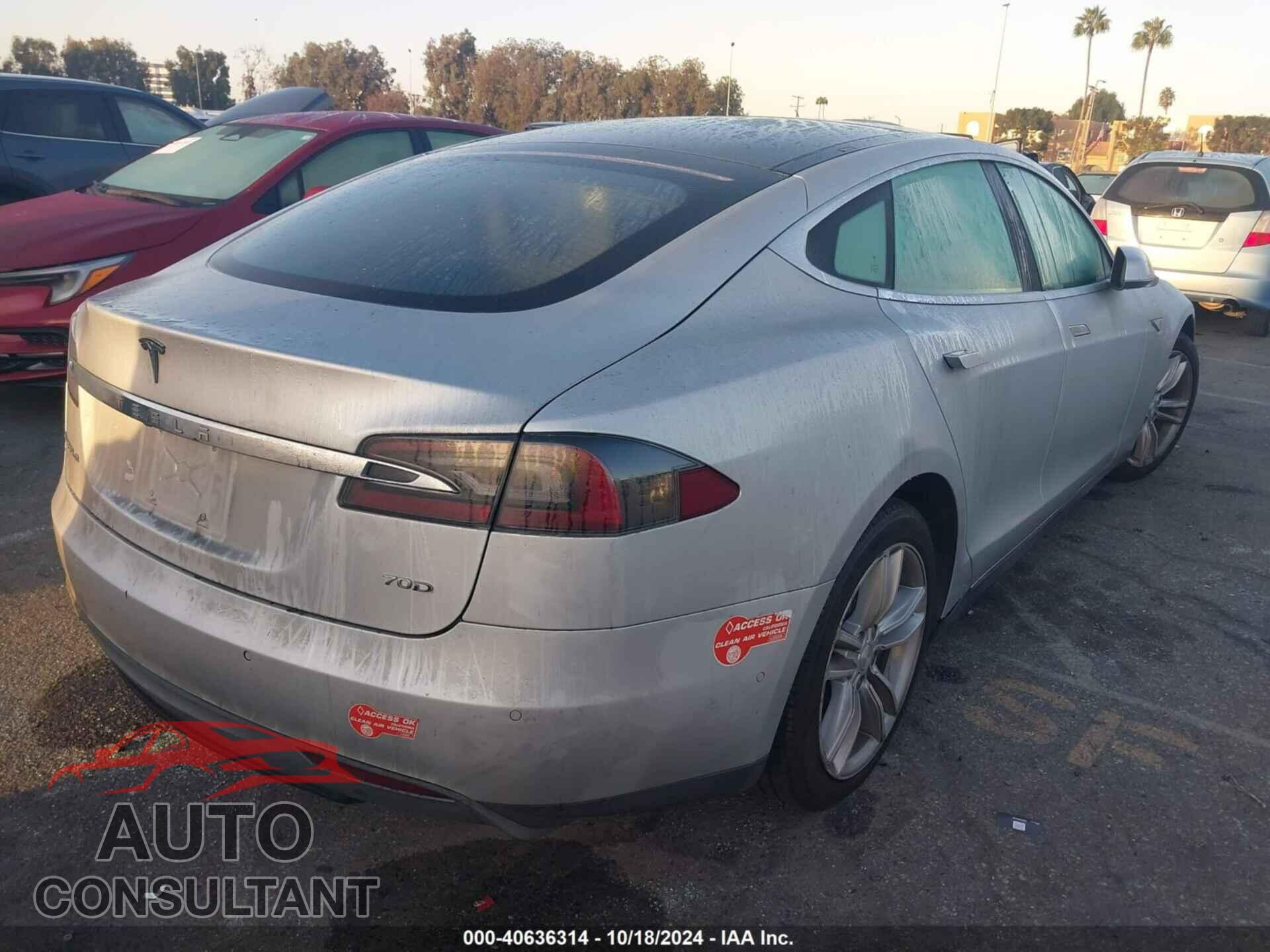TESLA MODEL S 2015 - 5YJSA1E27FF114657