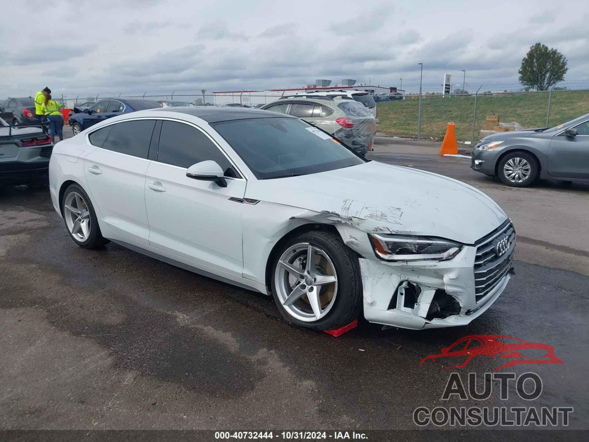 AUDI A5 2018 - WAUENCF59JA066888