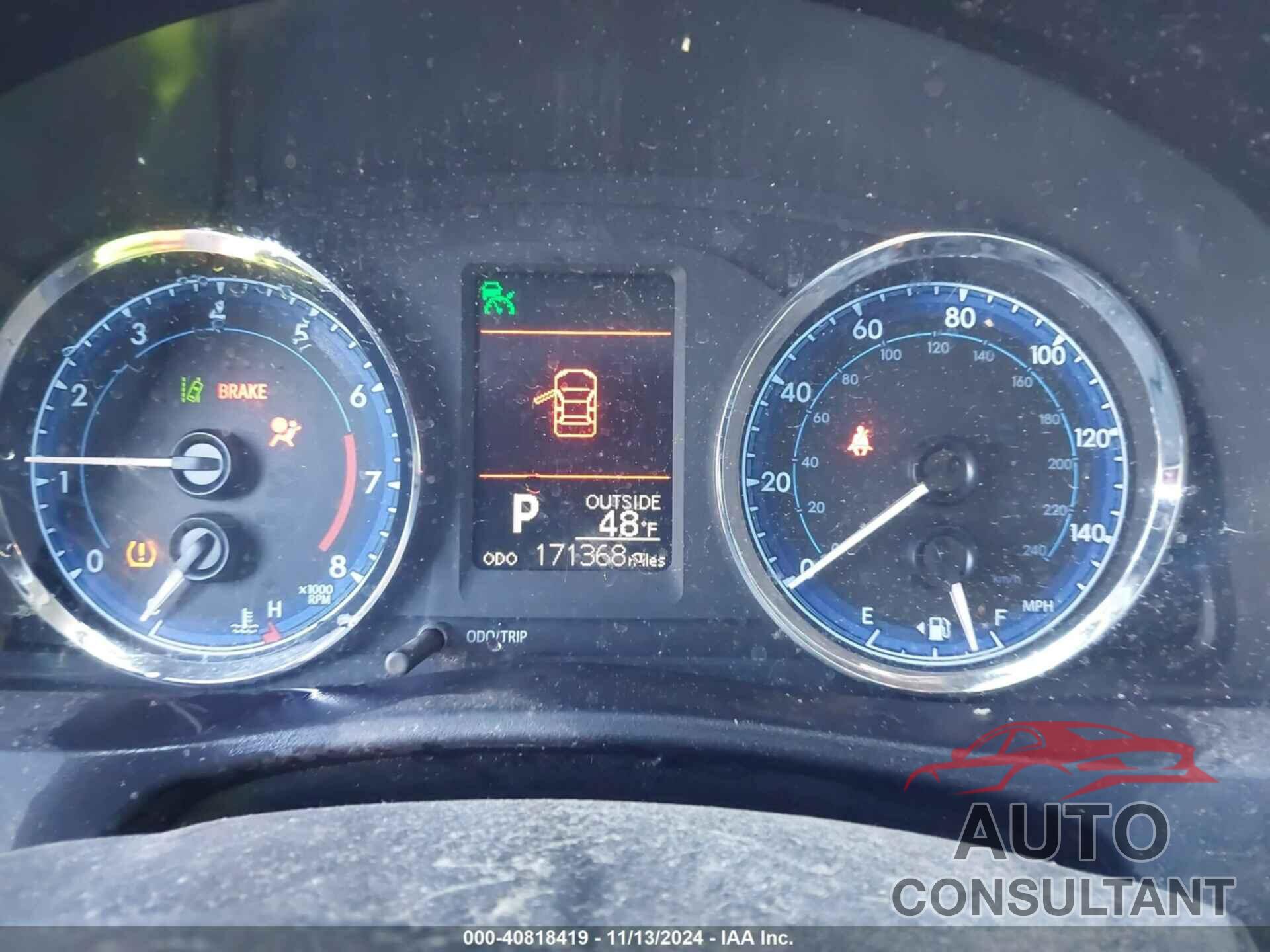 TOYOTA COROLLA 2017 - 2T1BURHE8HC952487