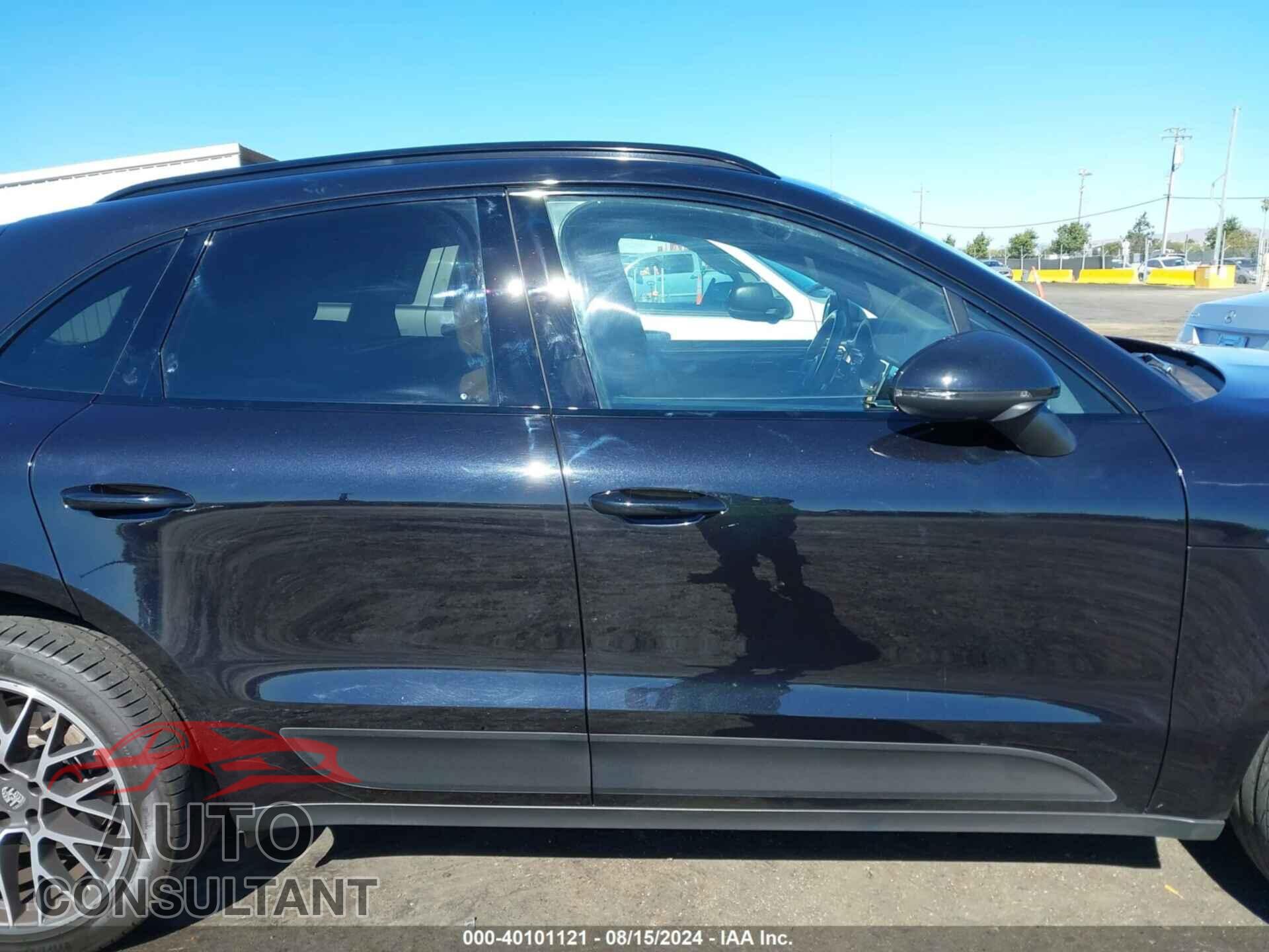 PORSCHE MACAN 2017 - WP1AB2A52HLB17981