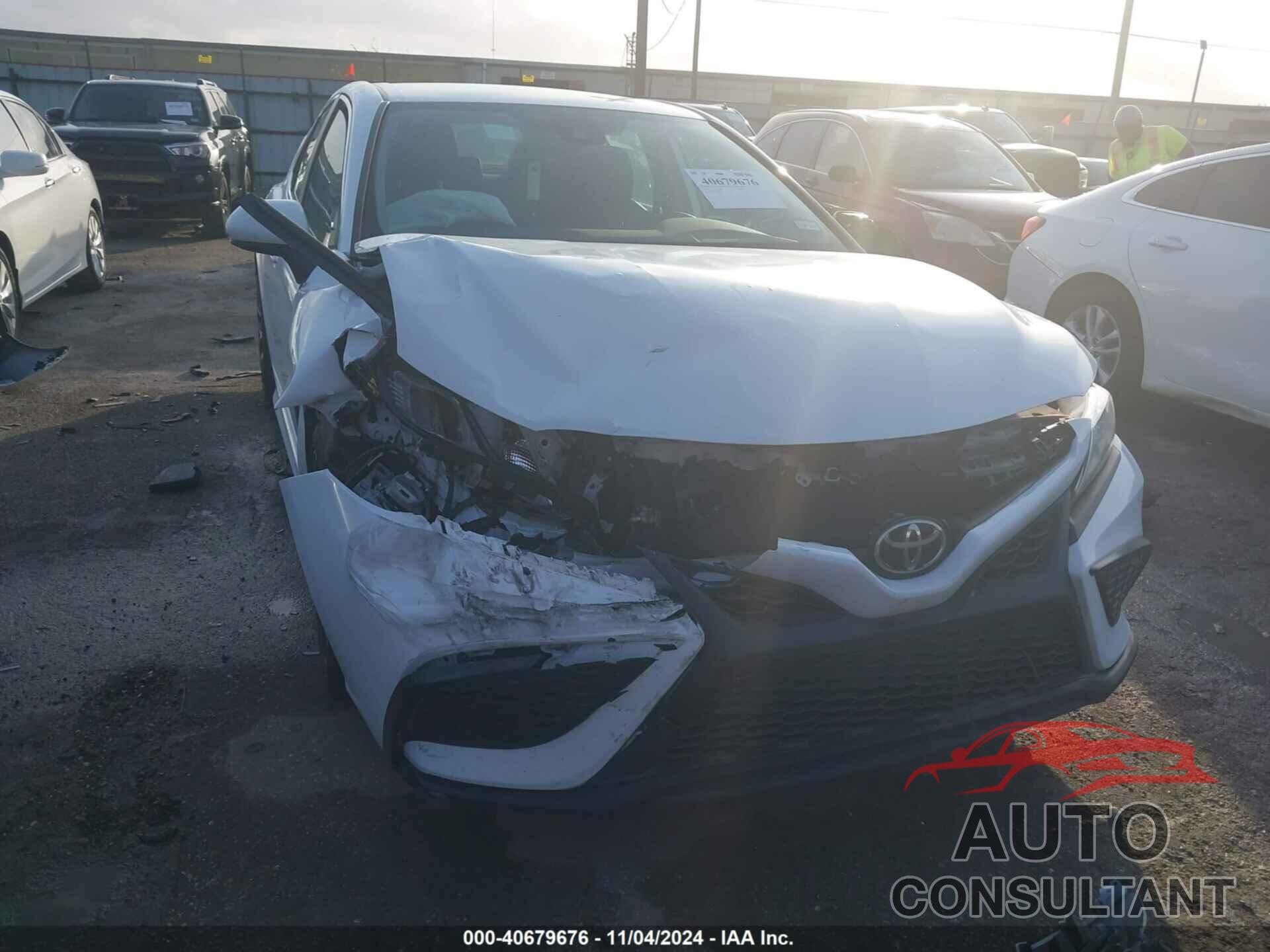 TOYOTA CAMRY 2021 - 4T1G11AK6MU427355