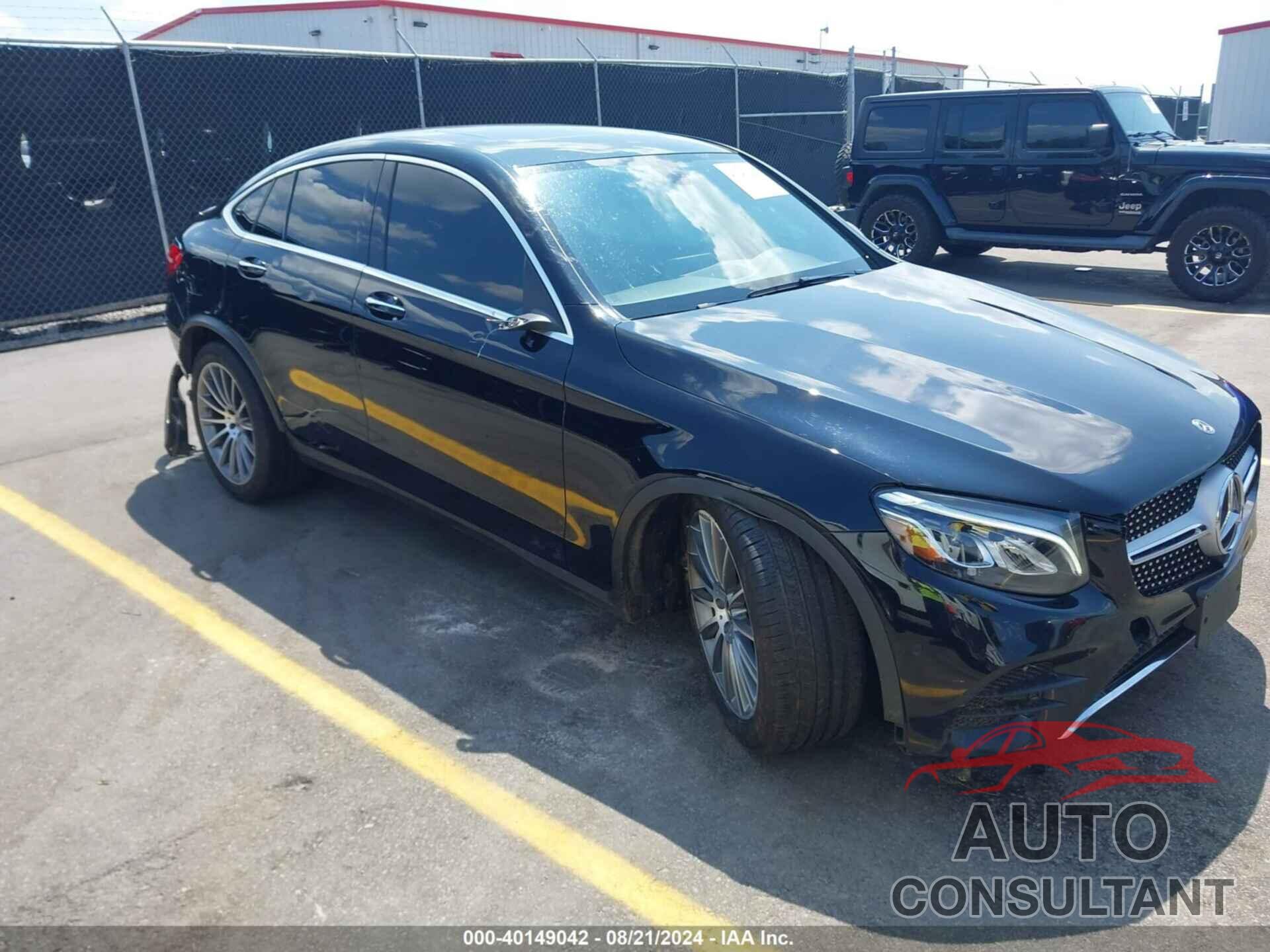 MERCEDES-BENZ GLC 300 COUPE 2019 - WDC0J4KB0KF667213