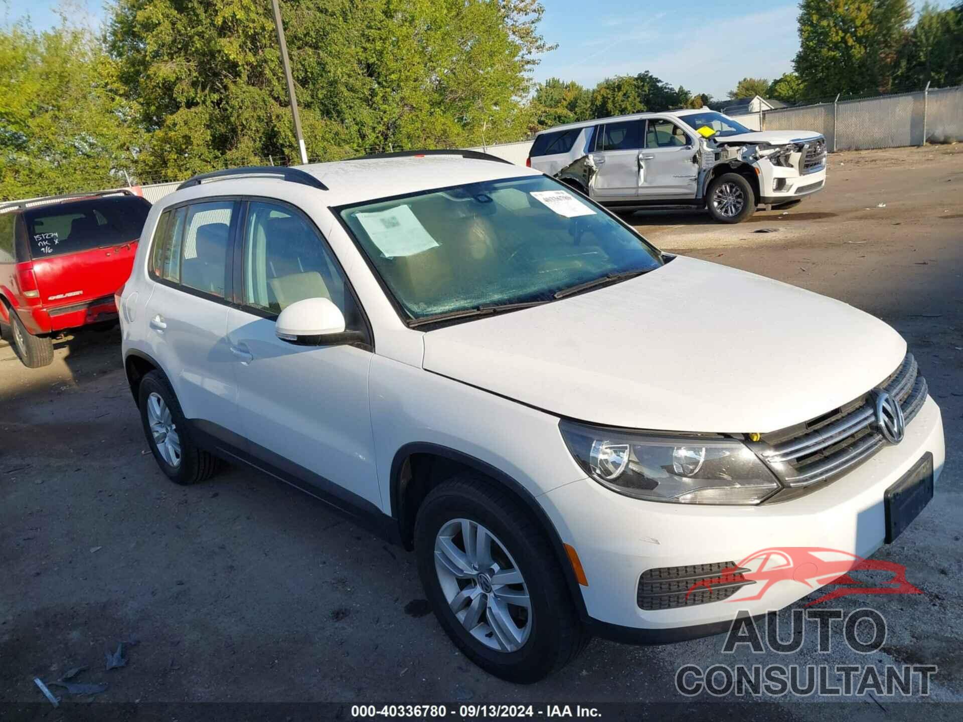 VOLKSWAGEN TIGUAN 2016 - WVGAV7AX0GW547198