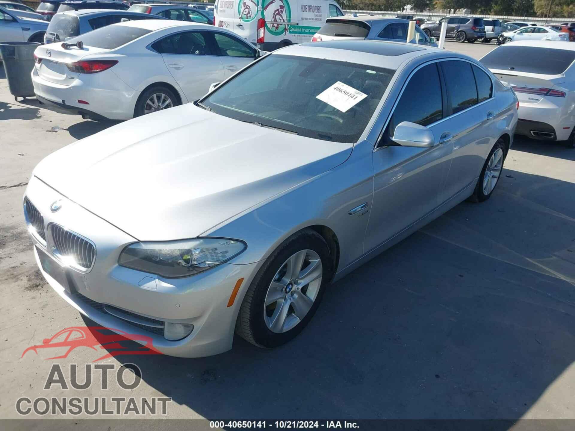 BMW 528I 2012 - WBAXH5C58CDW09844