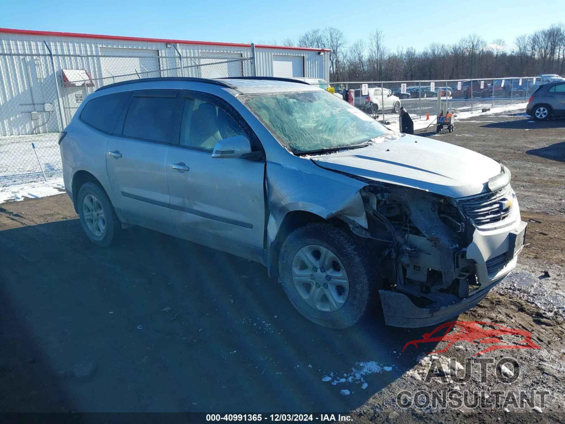 CHEVROLET TRAVERSE 2015 - 1GNKVFED2FJ113290