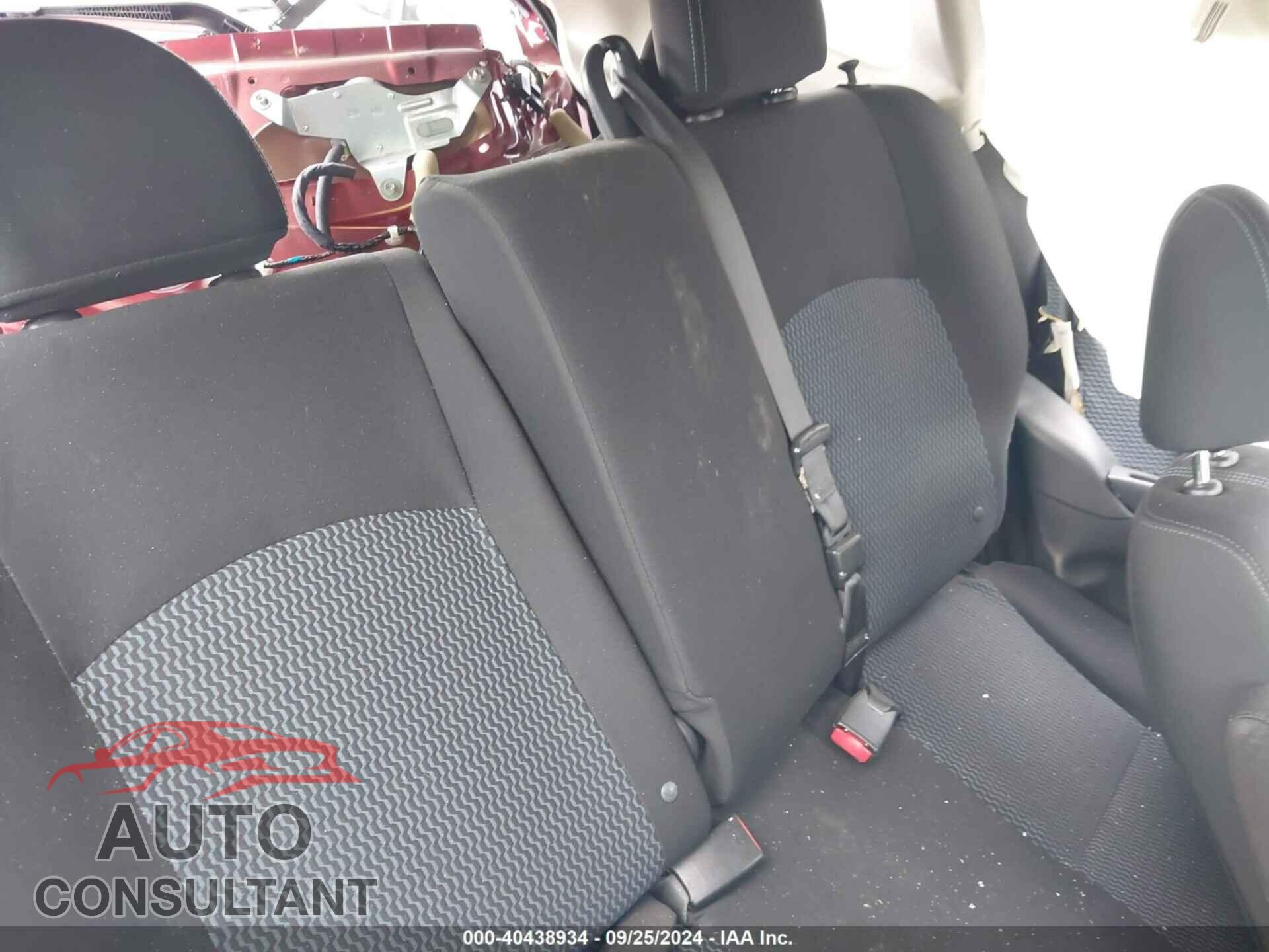 NISSAN VERSA NOTE 2017 - 3N1CE2CP1HL360057