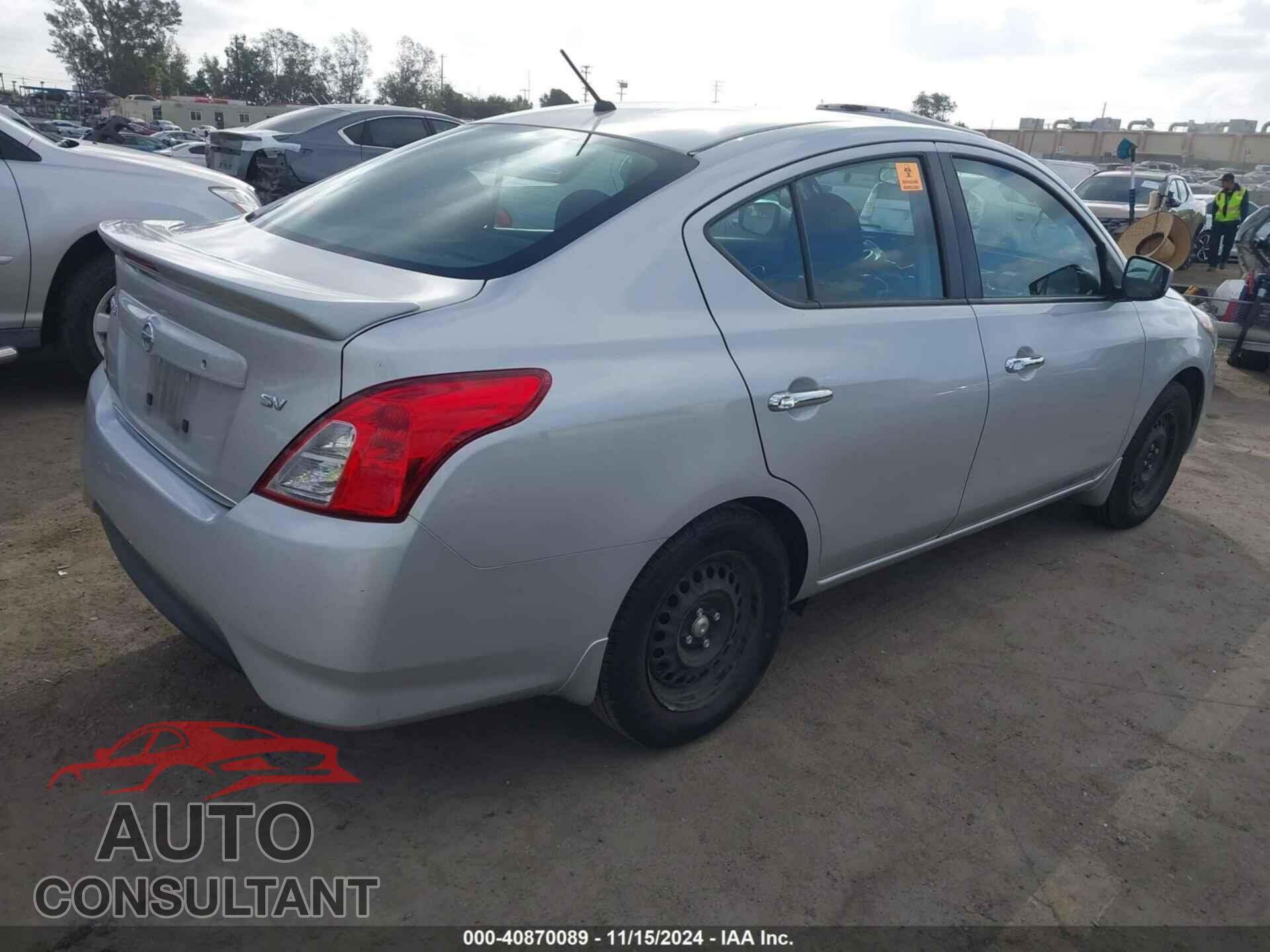 NISSAN VERSA 2017 - 3N1CN7AP1HL863913