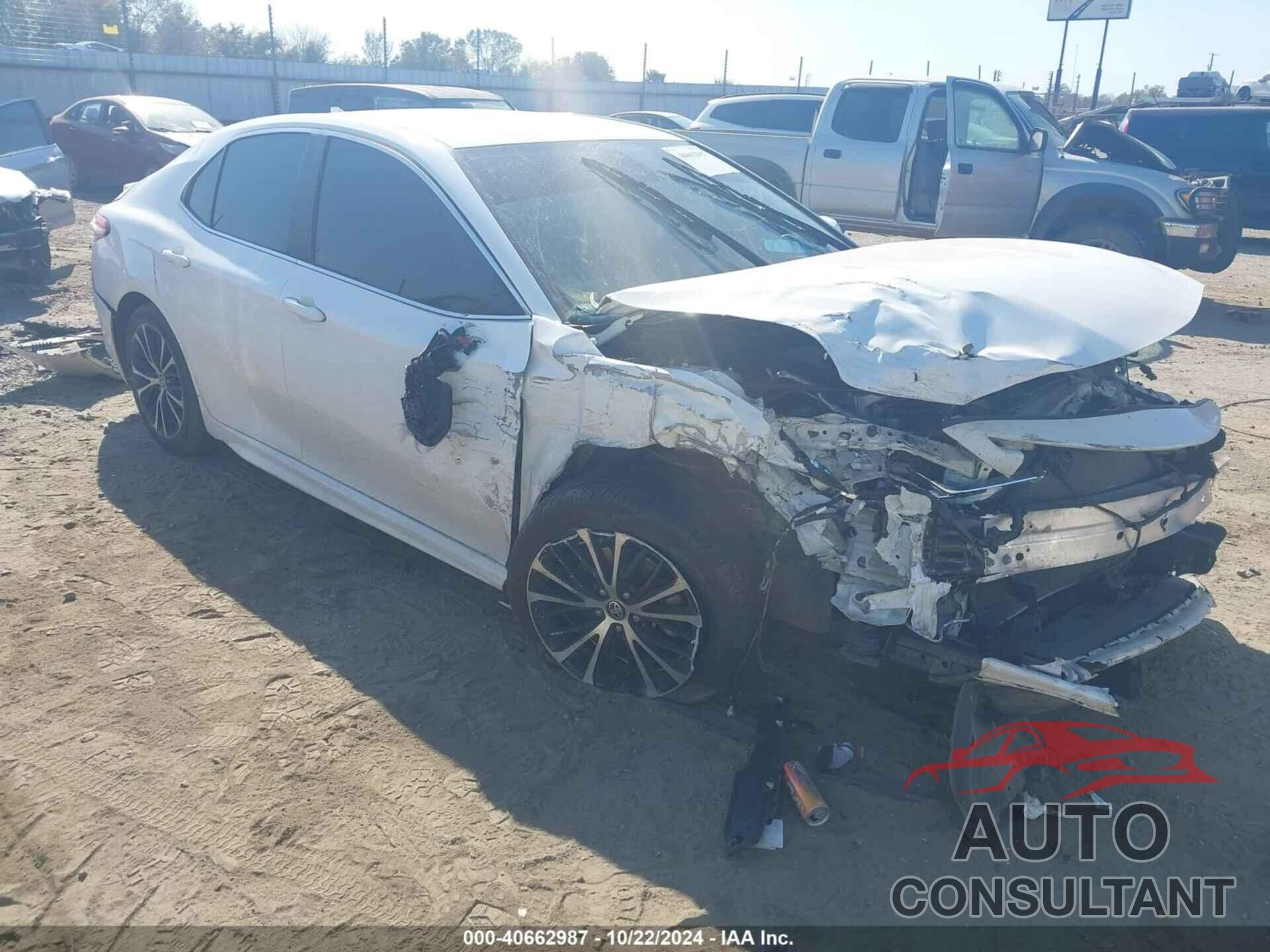 TOYOTA CAMRY 2020 - 4T1G11AKXLU981044