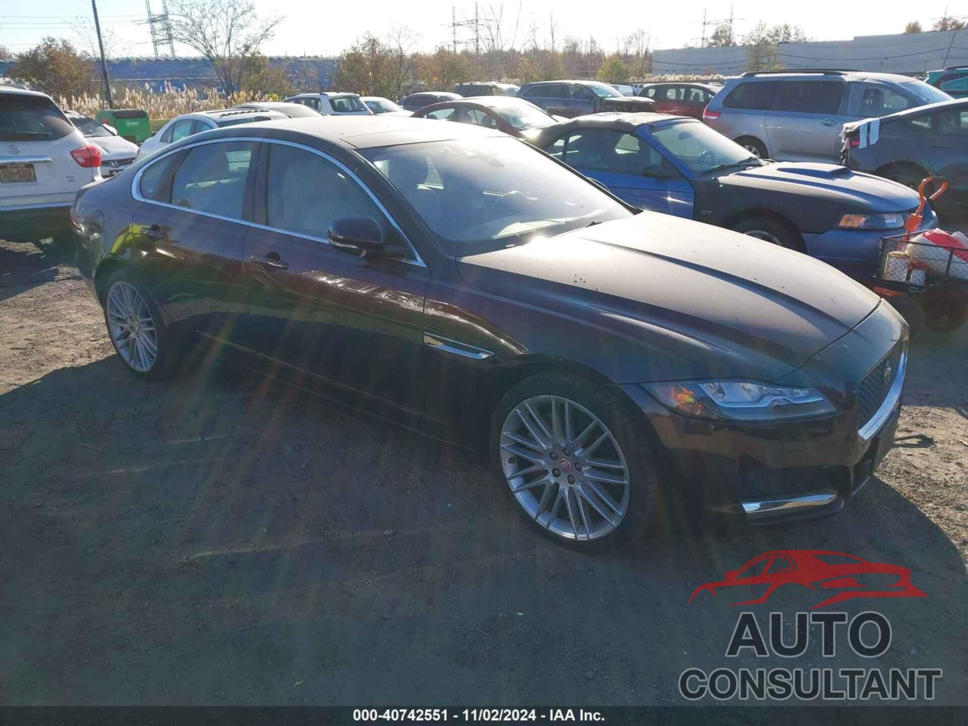 JAGUAR XF 2016 - SAJBE4BVXGCY06884