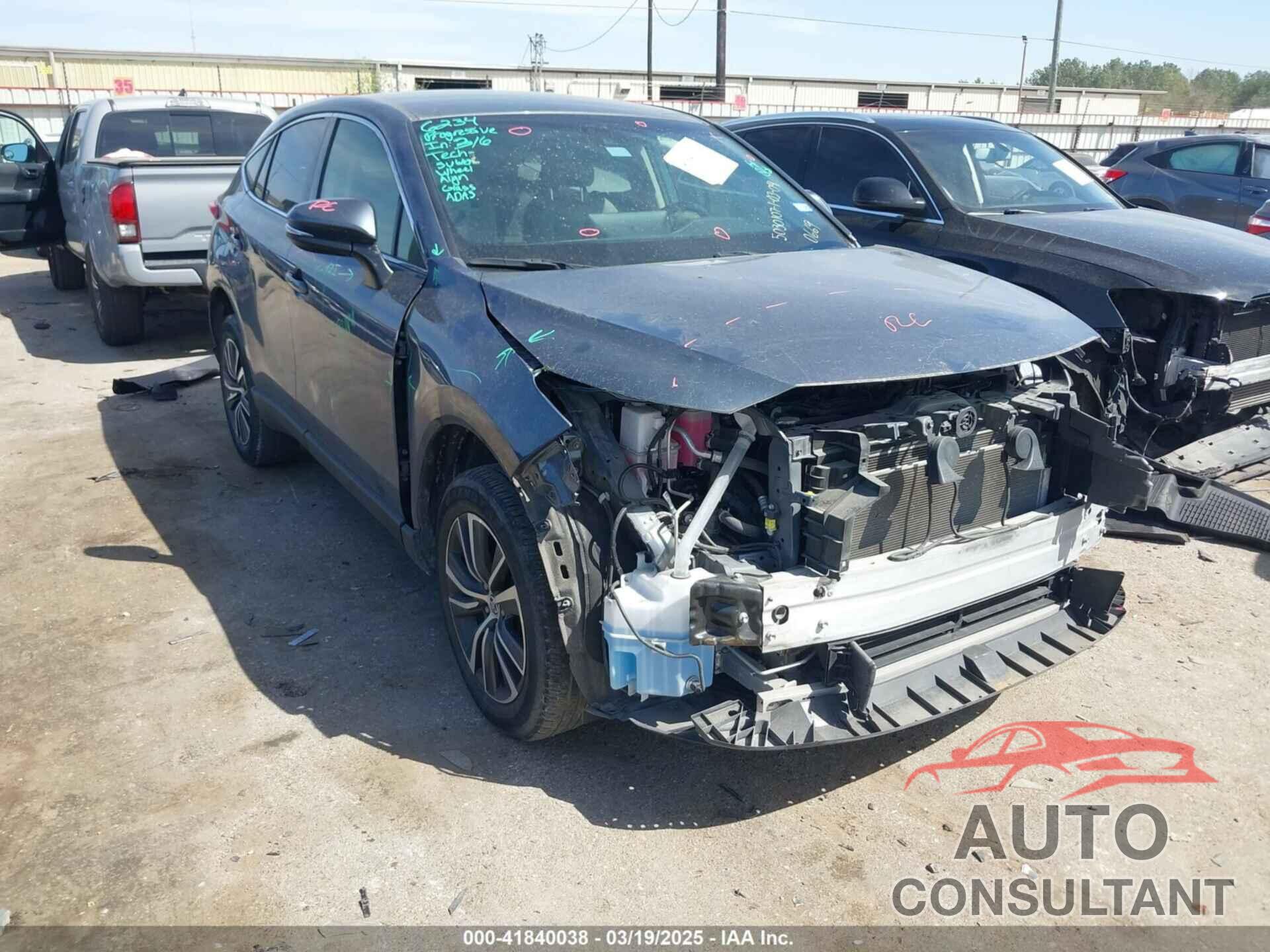 TOYOTA VENZA 2022 - JTEAAAAH4NJ110669