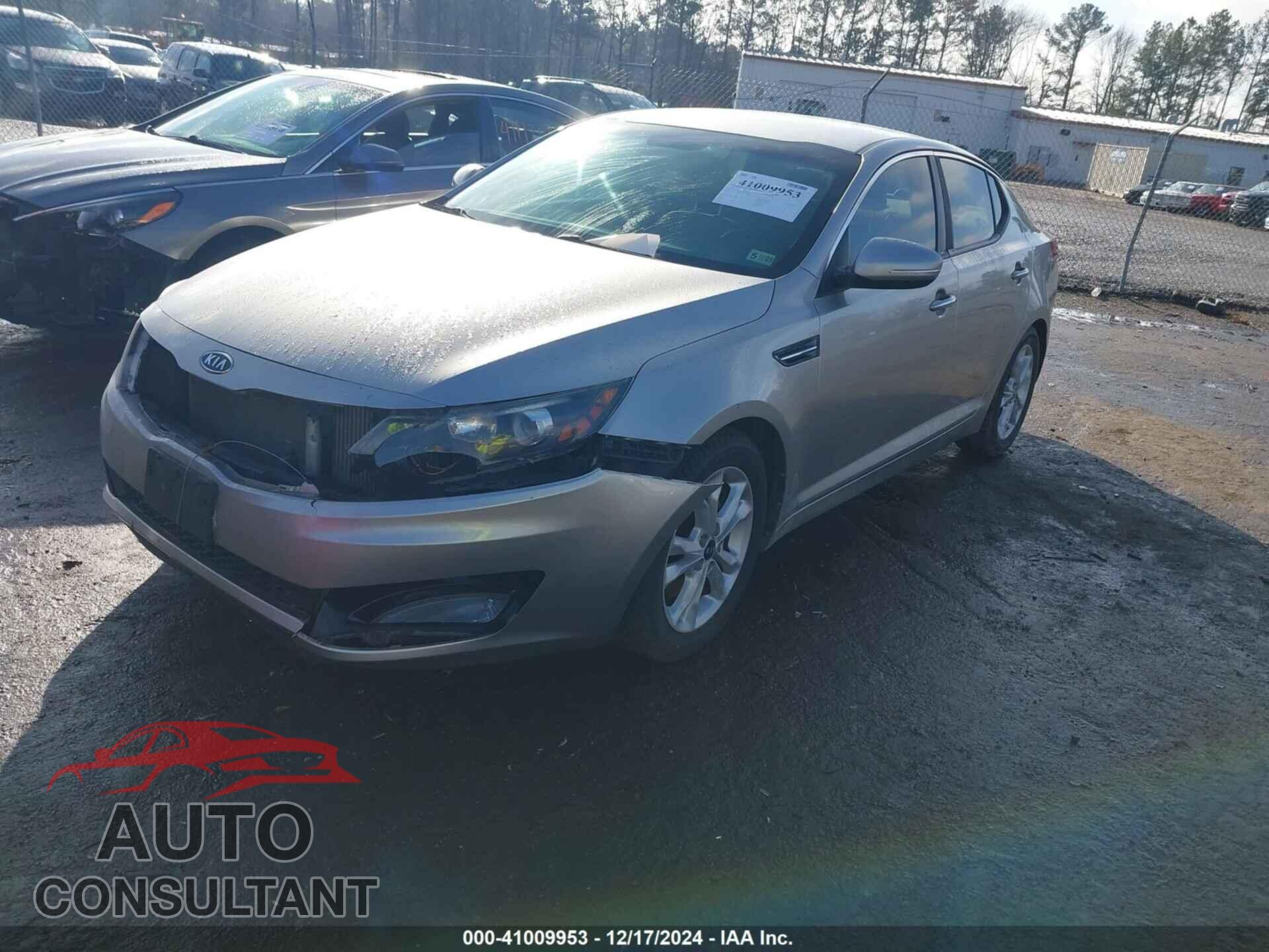 KIA OPTIMA 2011 - KNAGN4A62B5092841