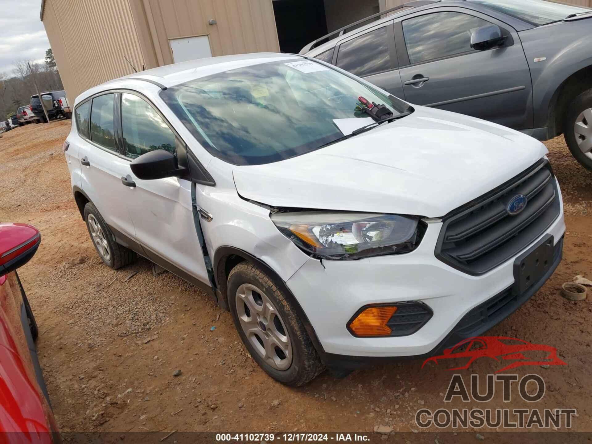 FORD ESCAPE 2018 - 1FMCU0F70JUD26005