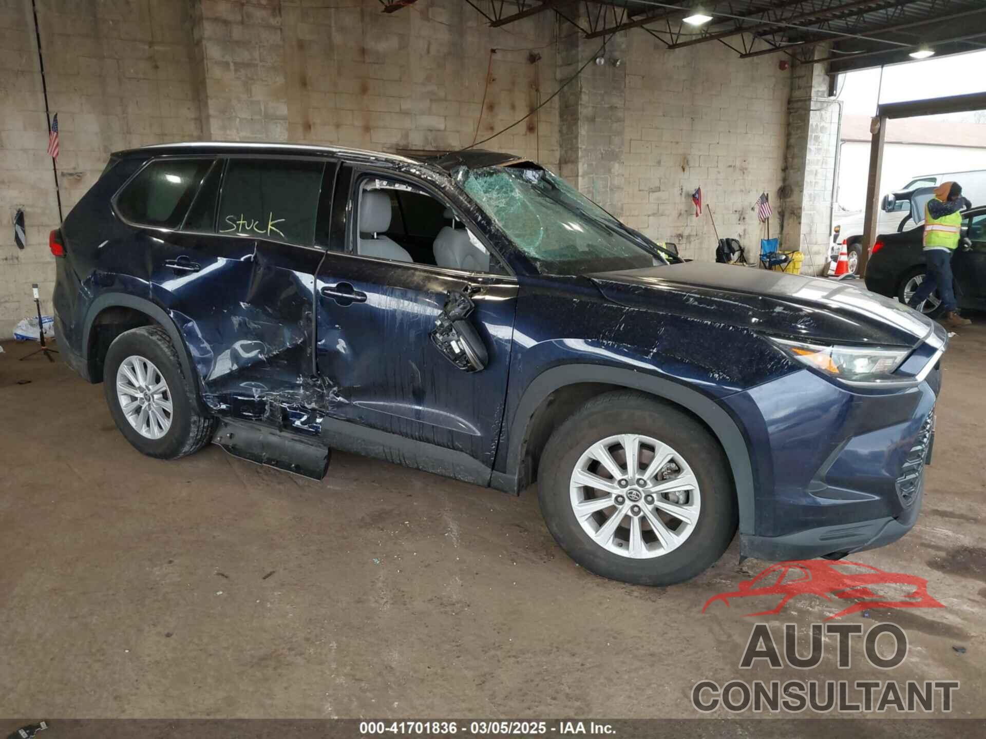 TOYOTA GRAND HIGHLANDER 2024 - 5TDAAAB50RS025202